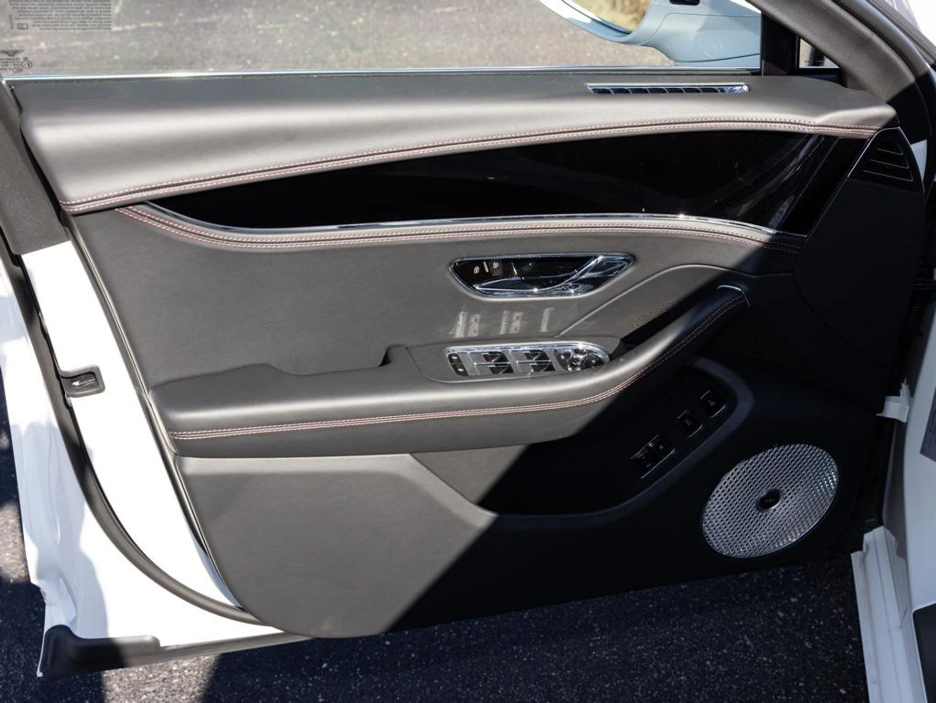 mph021_1595469199_489450284_696fa25e247726b502ba2709_0376bae60a