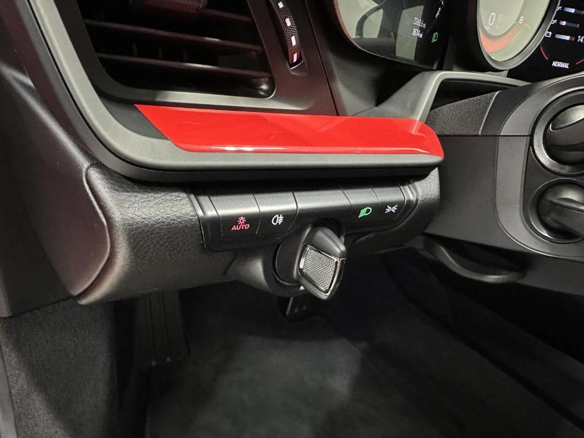 mph021_1602001641_G_Xd_Pi_5_VAN_1_V_Xfq_sp1hc_T4_EMIM_3d61afe76a