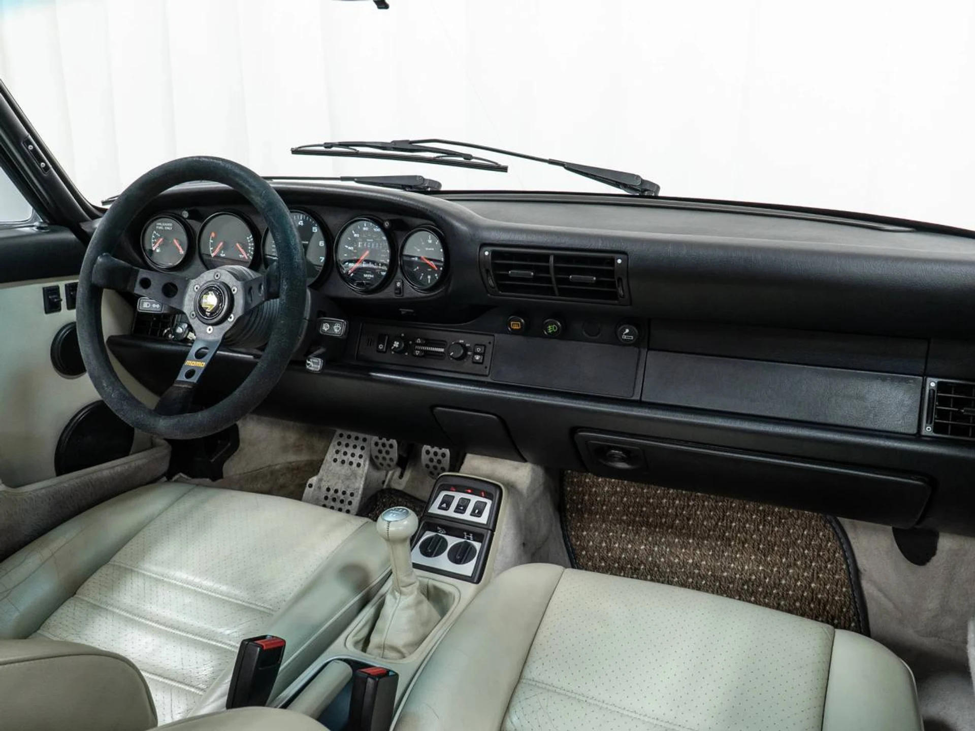 mph021_1602196867_1280_8f0649e458