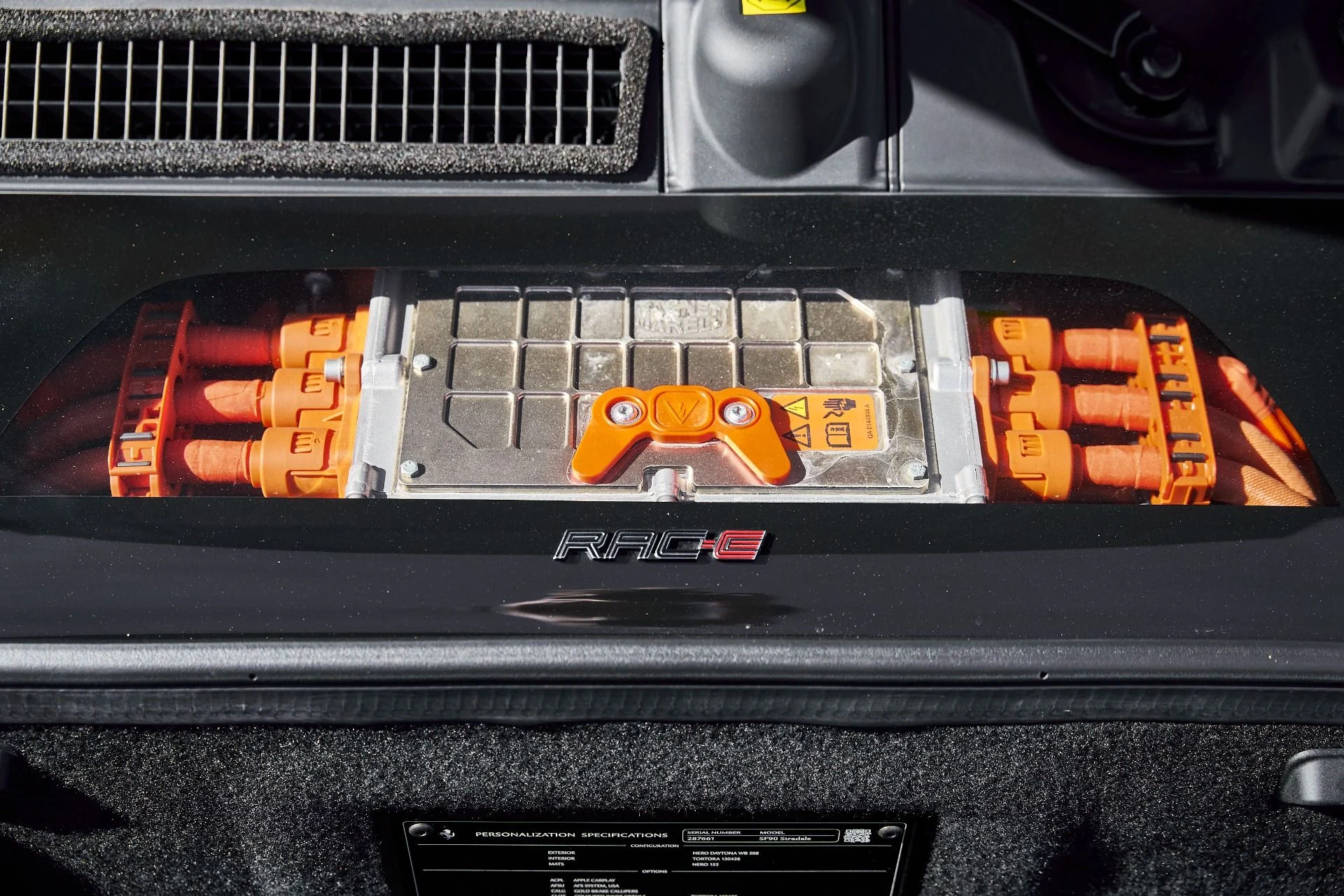 mph021_1615750832_Used_2023_Ferrari_SF_90_Stradale_Base_1771034619_3164eb829a