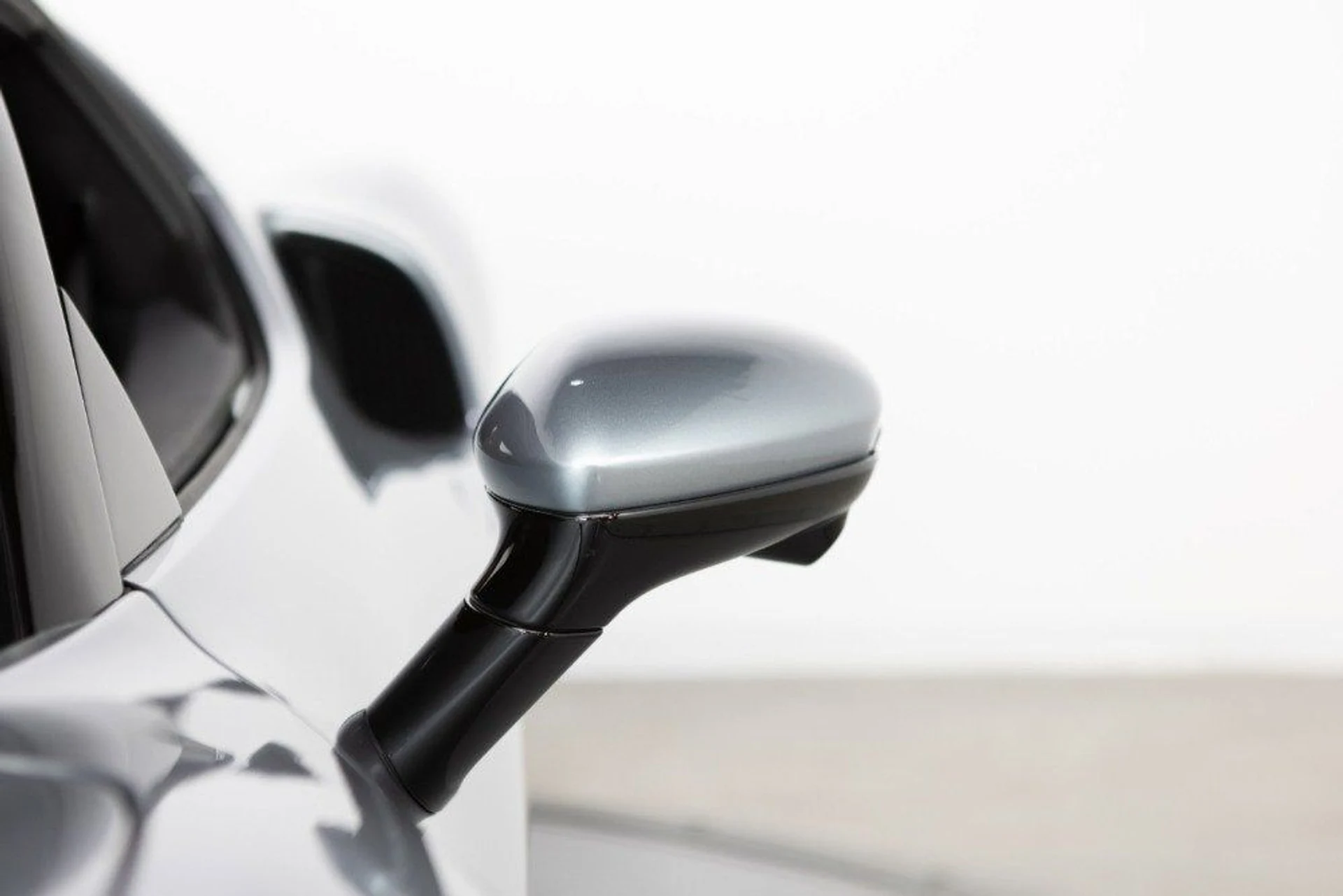 mph021_1616492681_84d488e3bb114a479fabb34336405555_b44609ebf0