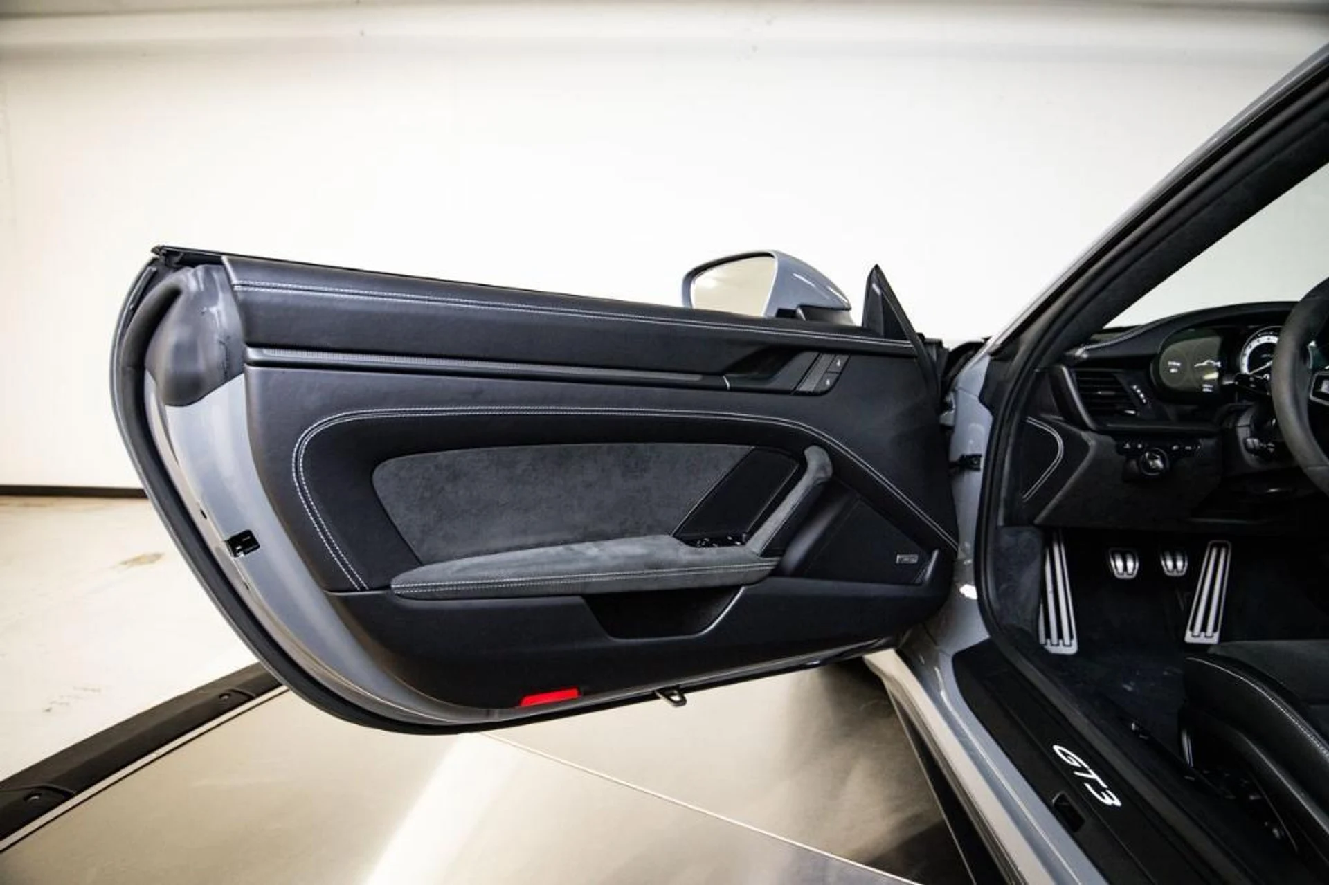 mph021_1621779562_p_Sbm6_O_Zugti_a_IJ_Zs_L28_URDLN_1_Y_7394cd029a