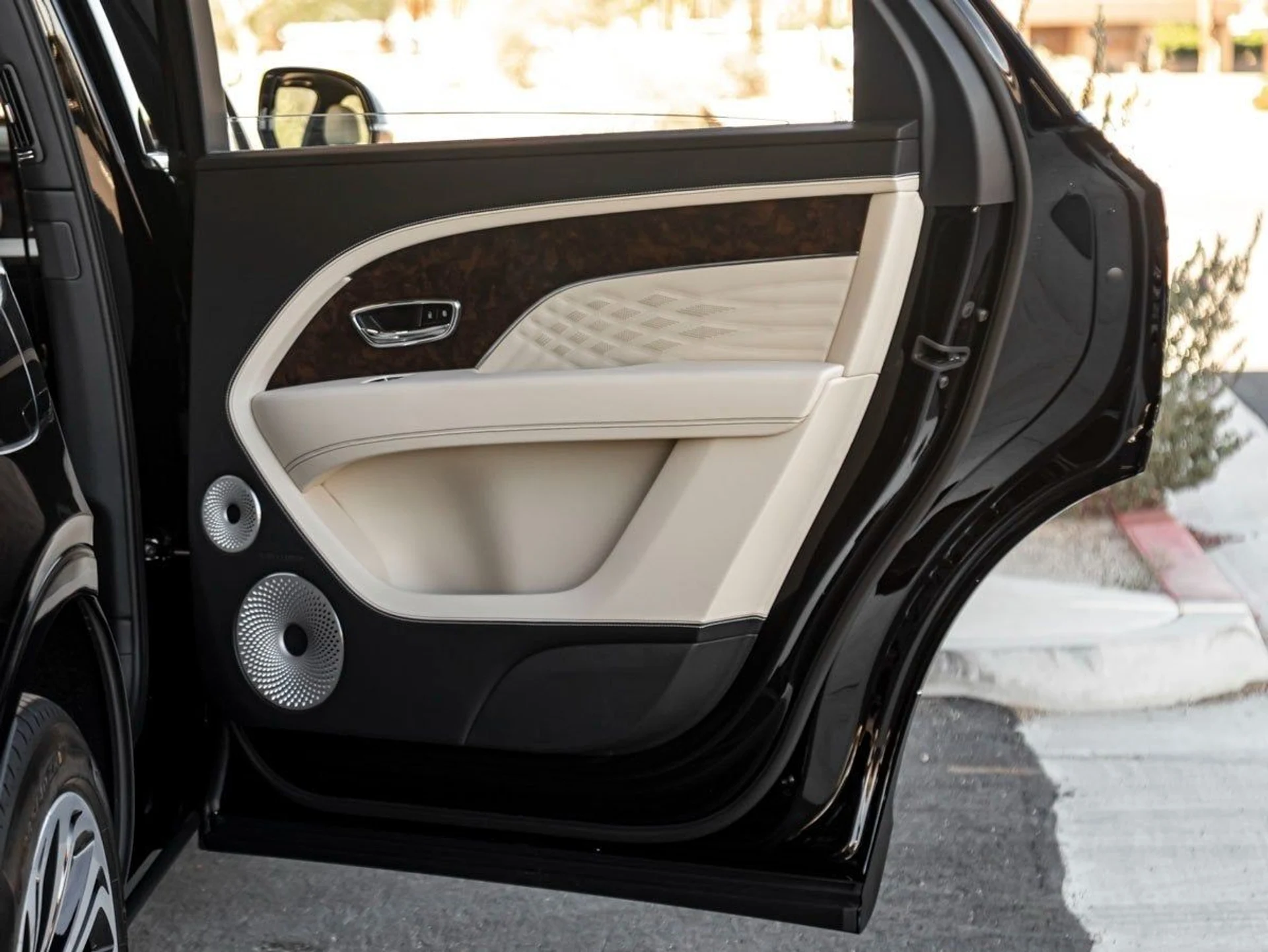 mph021_1629677548_22_e094937769