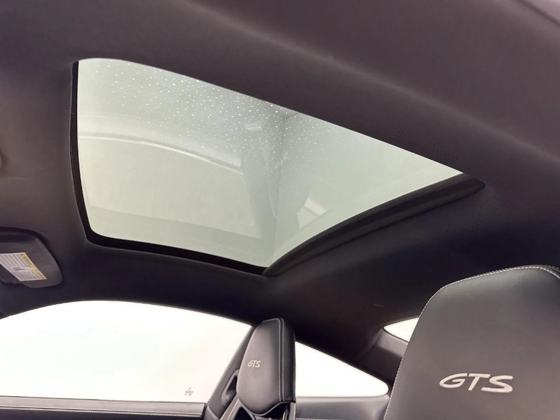 mph021_1635130175_K7jb_Mwfg_KS_7_R8e_I1_Yf_YB_Lk4_Kh_Bg_d87d115f6a