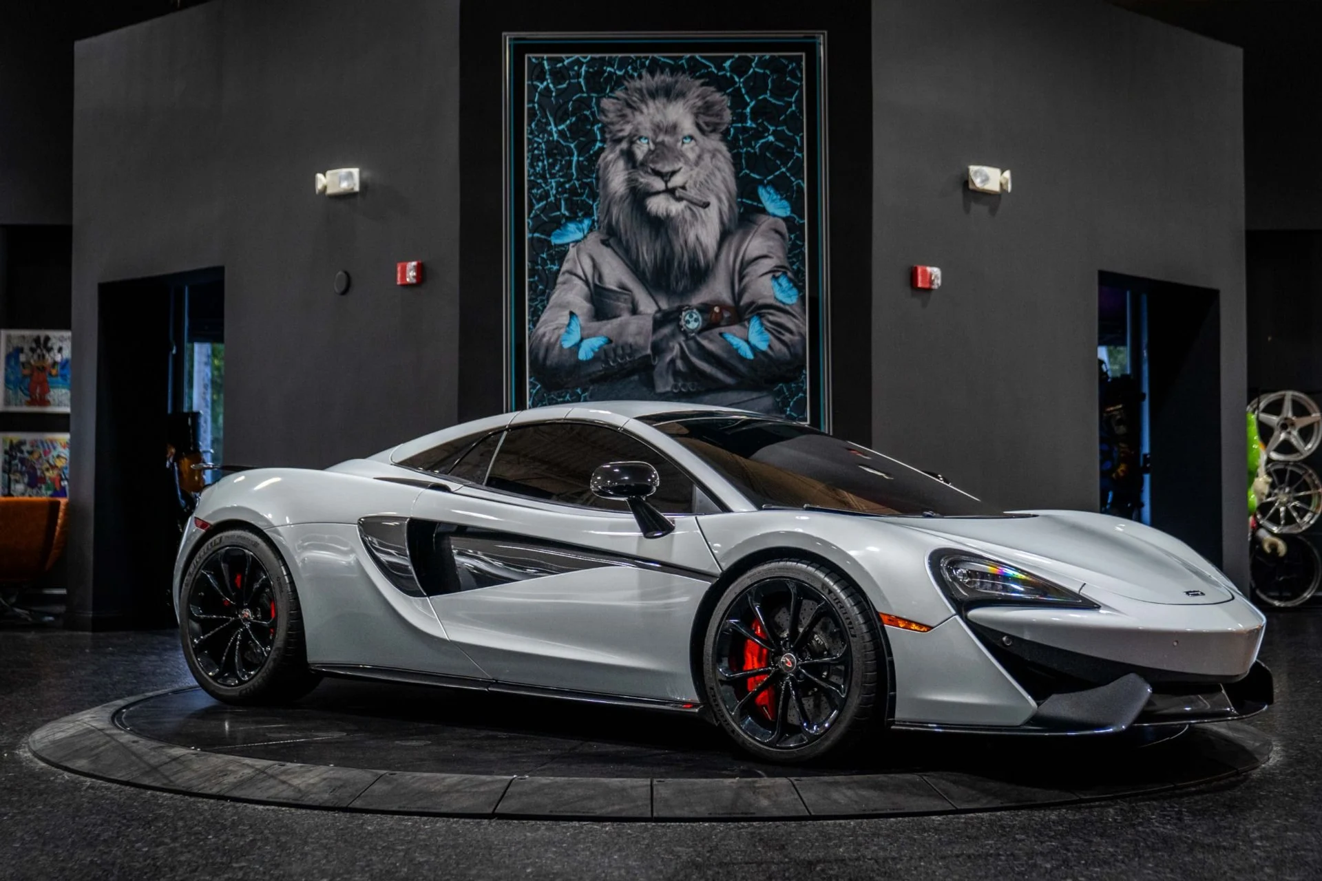 mph021_164155302_Used_2018_Mc_Laren_570_S_Spider_Loaded_Spec_Larini_exhaust_1765511070_8b2ea2767a