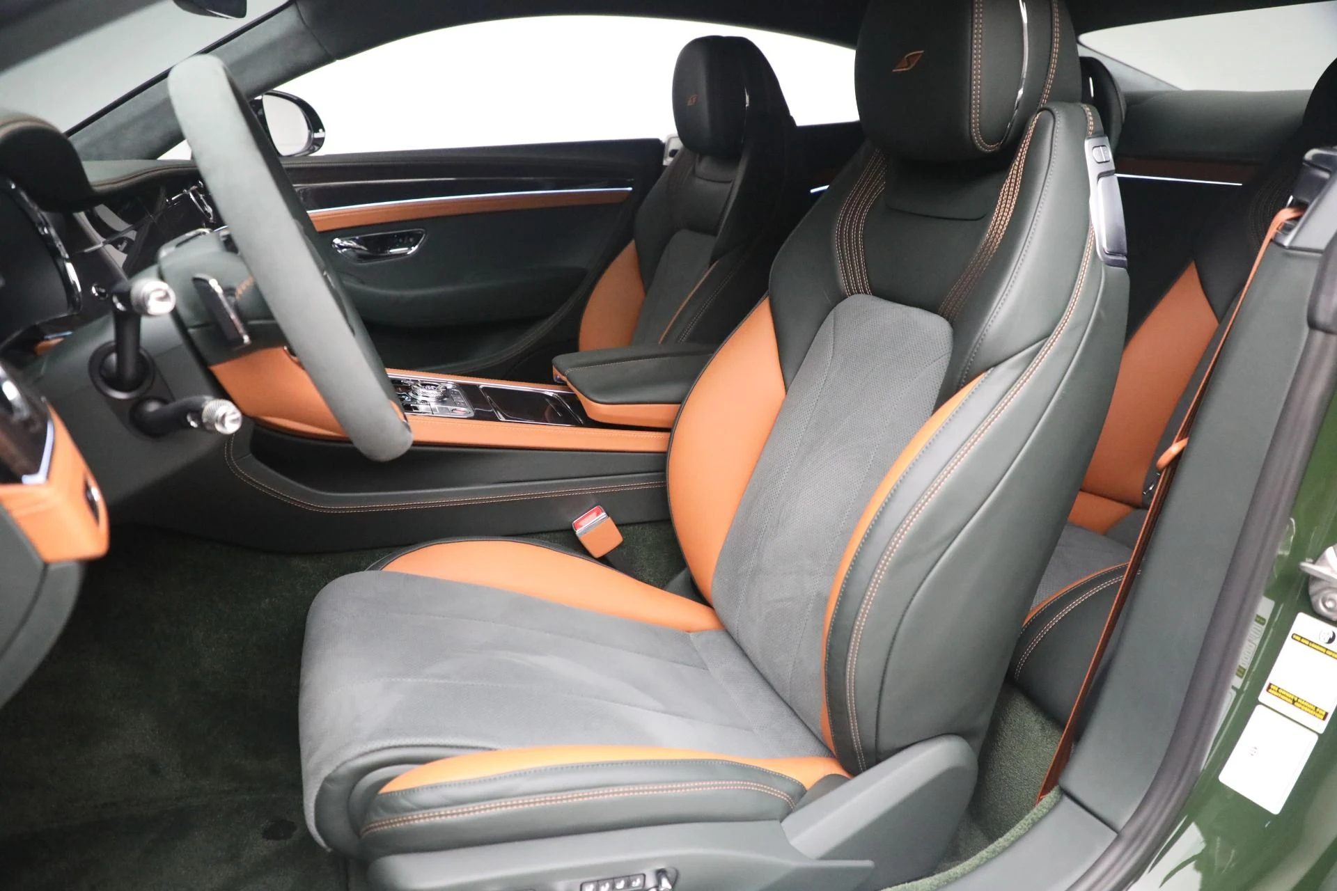 mph021_166018486_Used_2023_Bentley_Continental_GT_S_V8_e16d1a3cef
