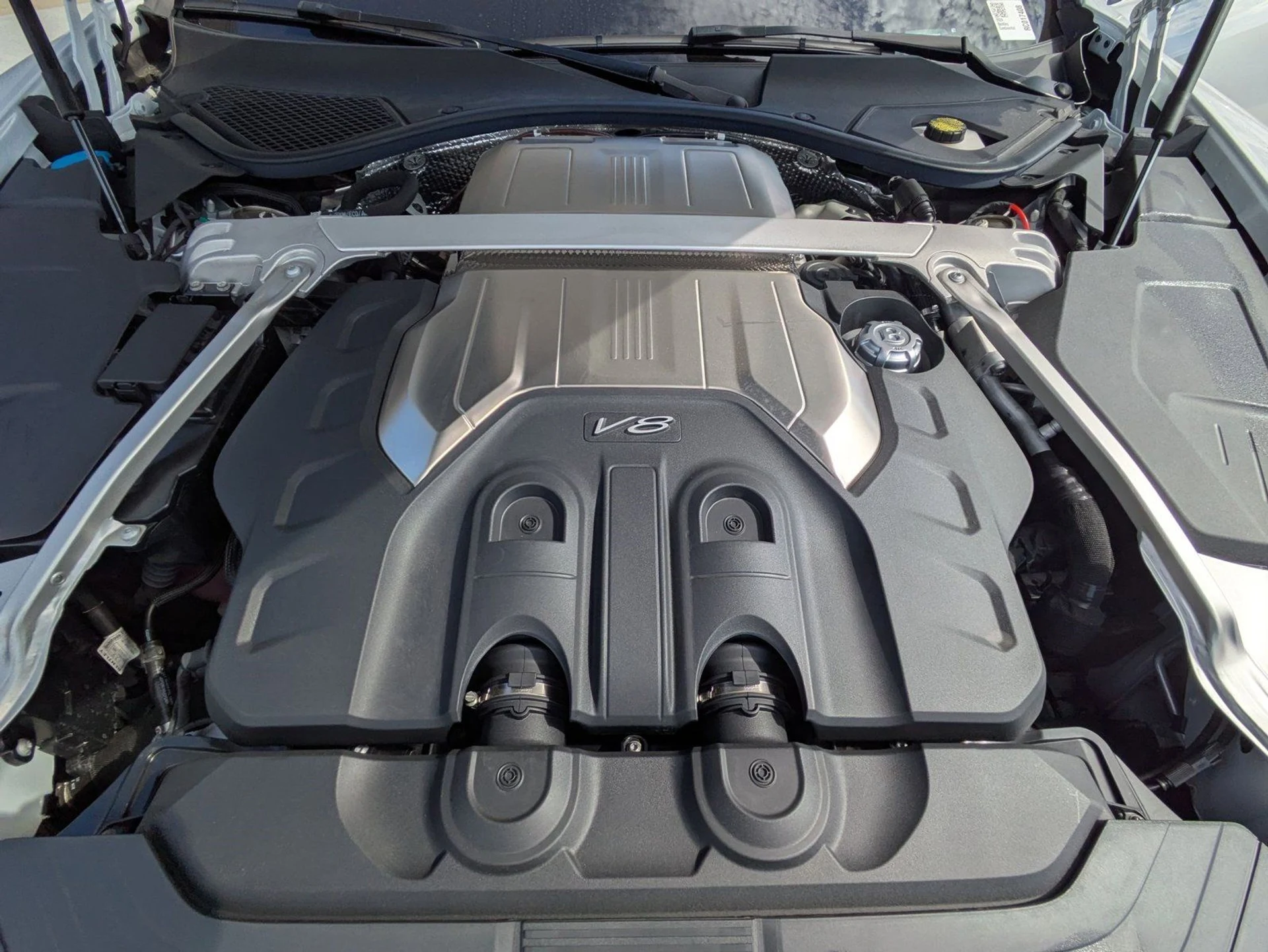 mph021_166204296_2748994200eae4694834bcd9f5fc403ax_79a40574fa