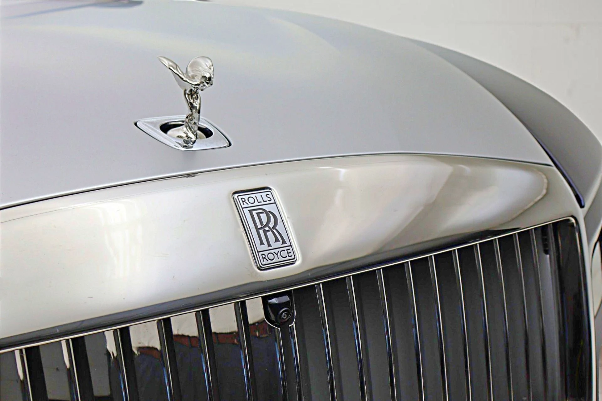 mph021_1664513132_Used_2024_Rolls_Royce_Spectre_9886f9f38e