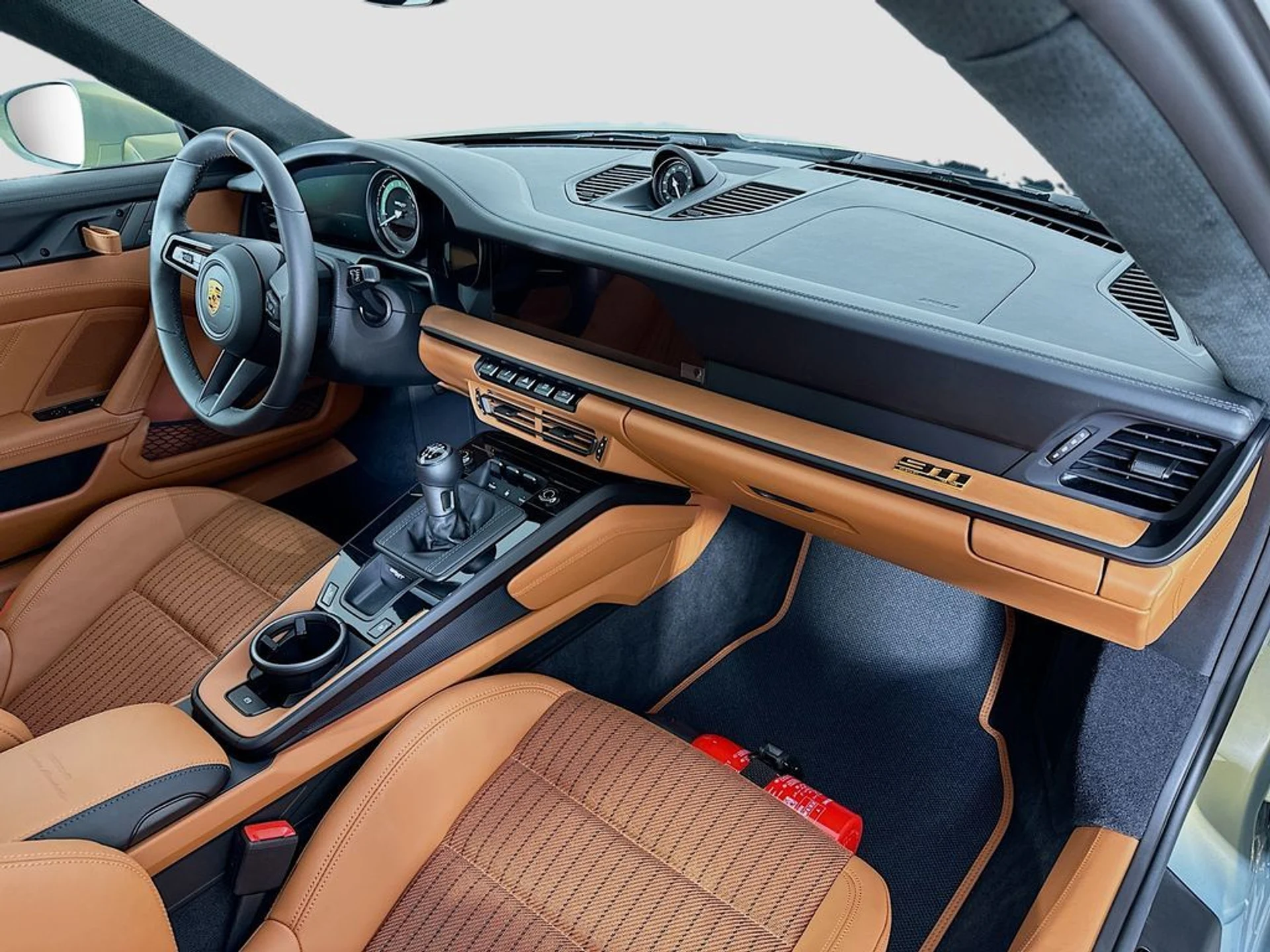 mph021_1670516025_51c7f1b584e5e67188dee32af0d5a777x_176b9041ea