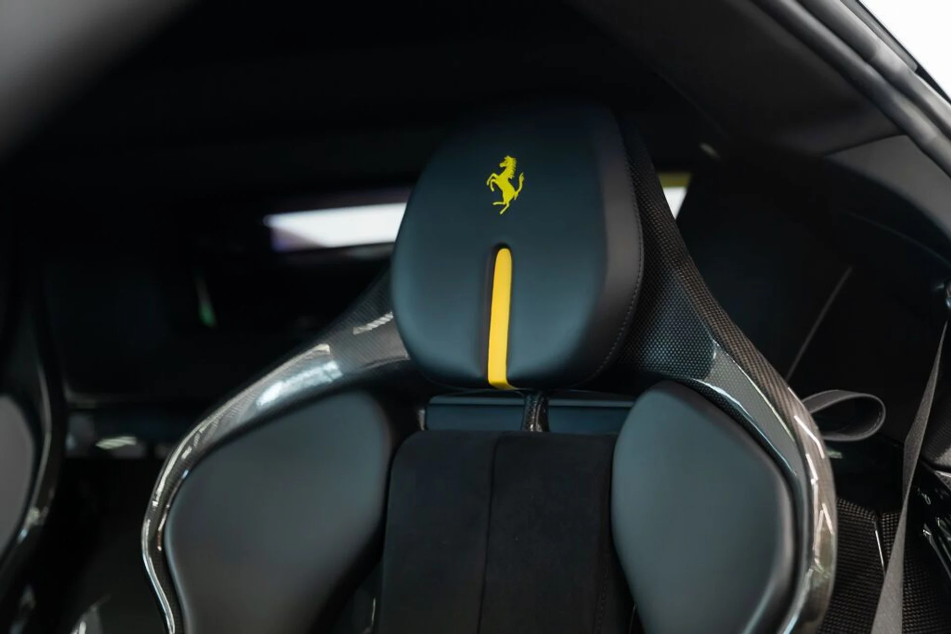 mph021_1672828646_ferrari_sf90_stradale_2021_jpg_v_1773863537_d34d14e6a3