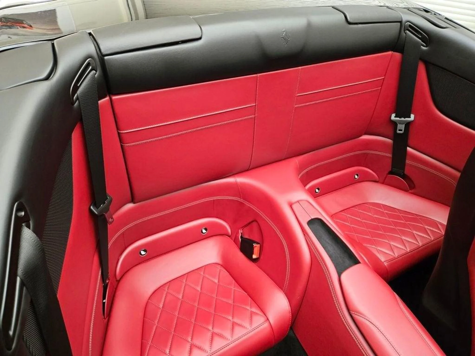 mph021_1685237046_Used_2015_Ferrari_California_T_1776503262_581c8715a6