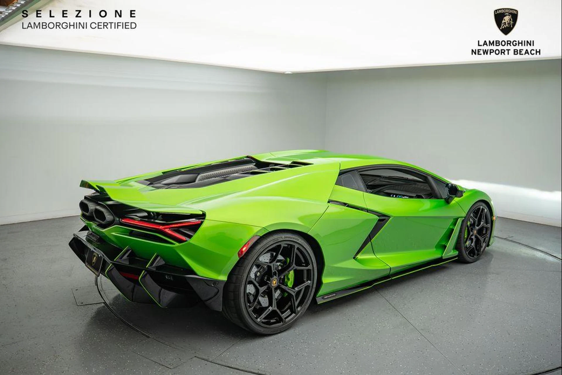 mph021_1686576430_vbg_OP_Cr4_Xb_MLUS_7_Lt_Vgvxthb_IVY_64e0f2eb35