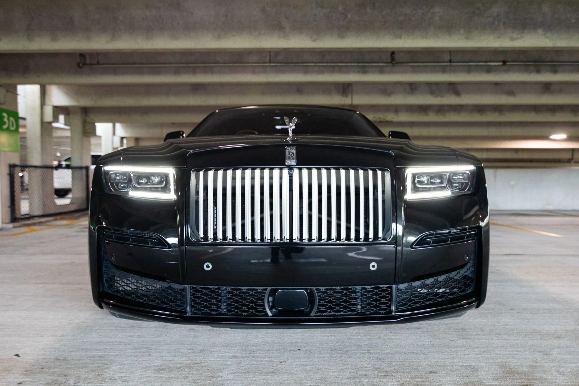 mph021_1687333655_Used_2021_Rolls_Royce_Ghost_EWB_1768869200_e508667d7c