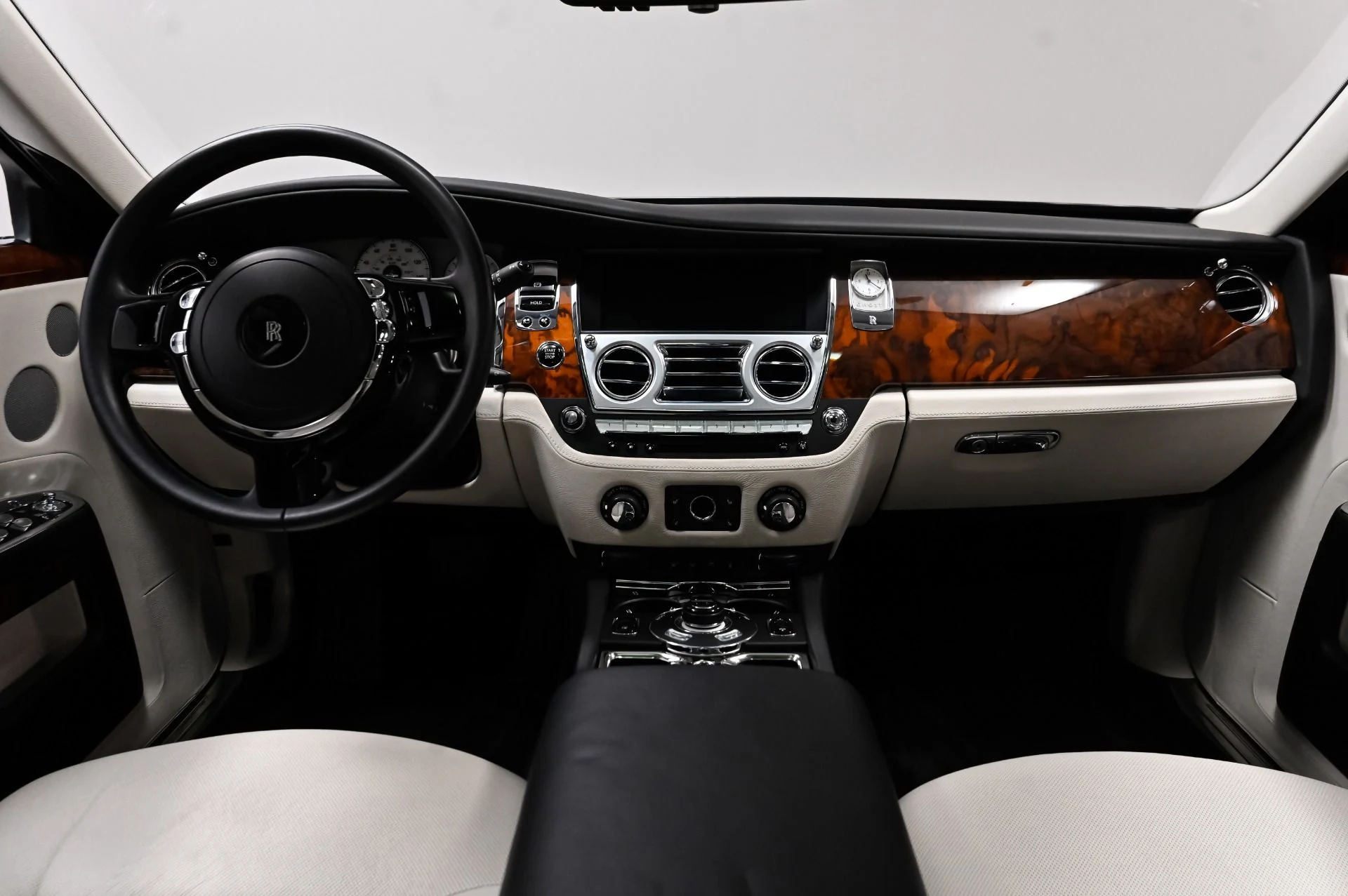 mph021_169364325_Used_2012_Rolls_Royce_Ghost_Base_1789141578_580b13eb22
