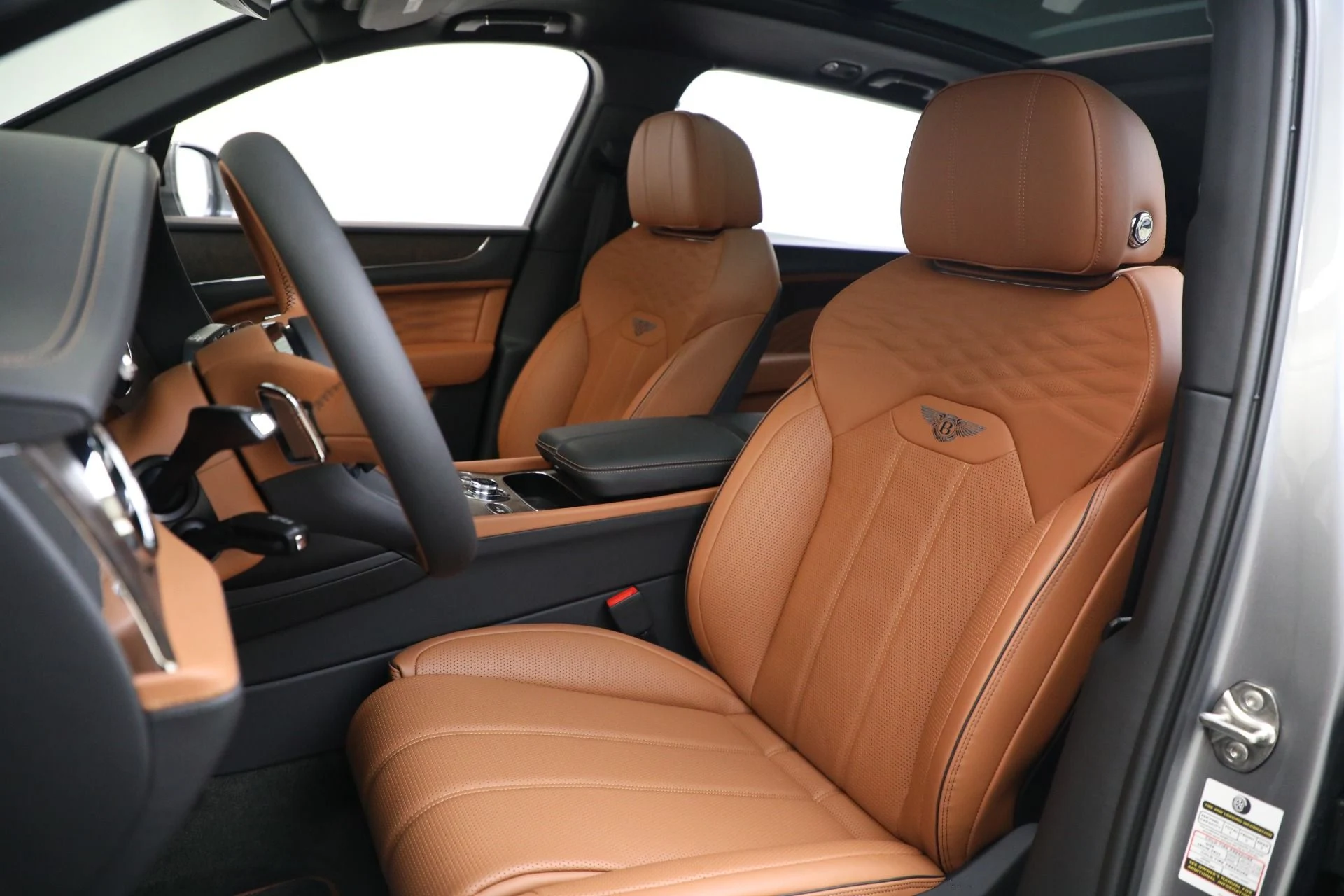 mph021_17023764_Used_2023_Bentley_Bentayga_EWB_Azure_V8_ede875cdaa