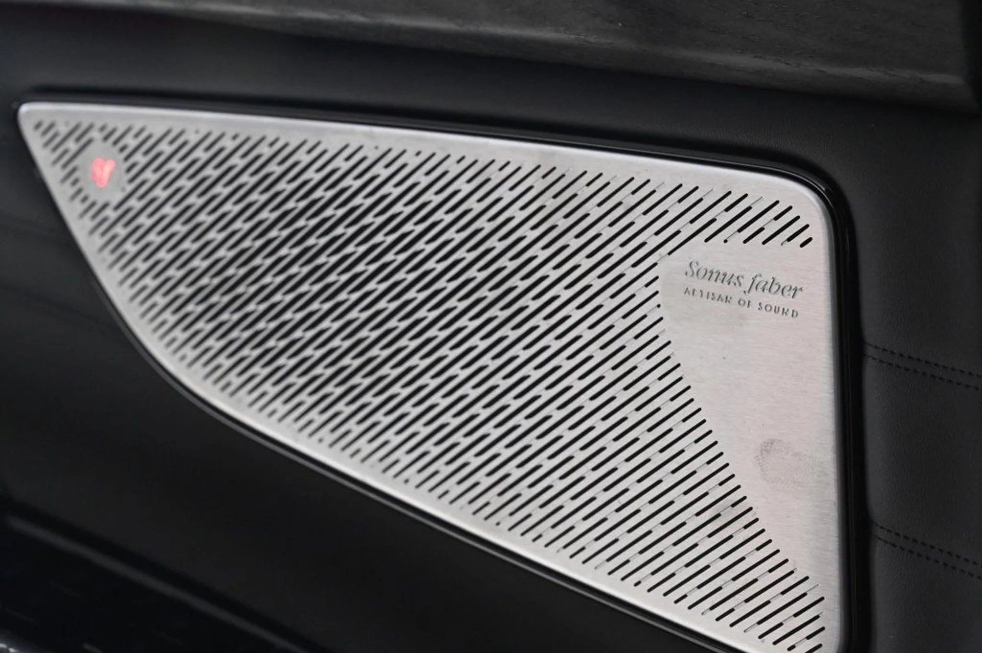 mph021_1705461510_used_2025_maserati_grecale_modena_11350_22967674_21_1024_97f4ef1051