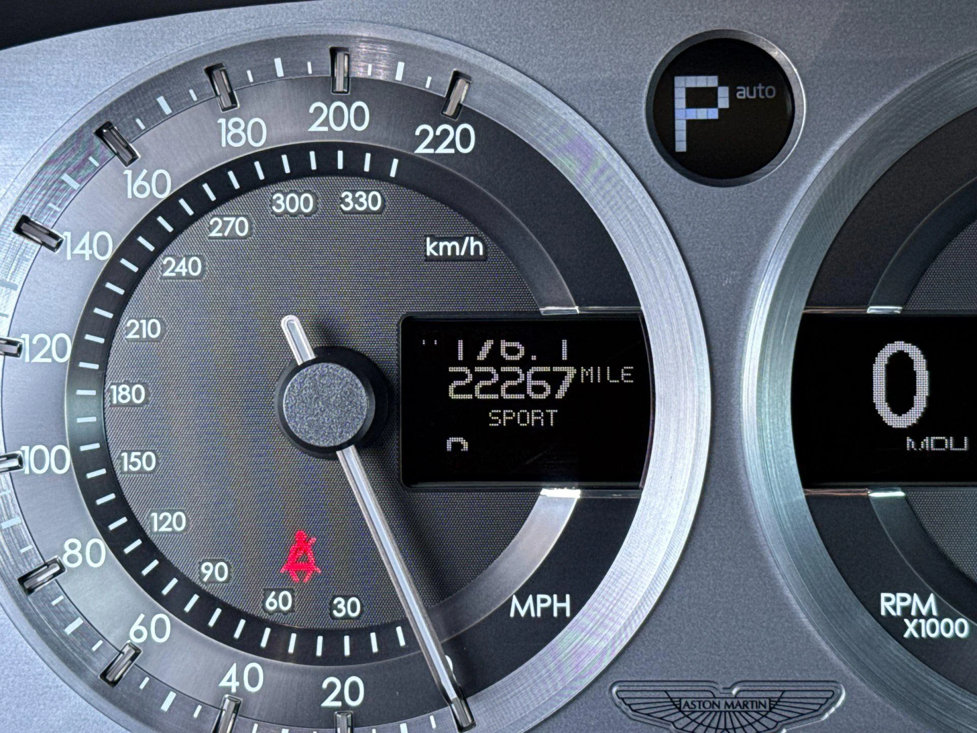 mph021_1706995403_Used_2007_Aston_Martin_DB_9_1786111332_d22cfc0bf1