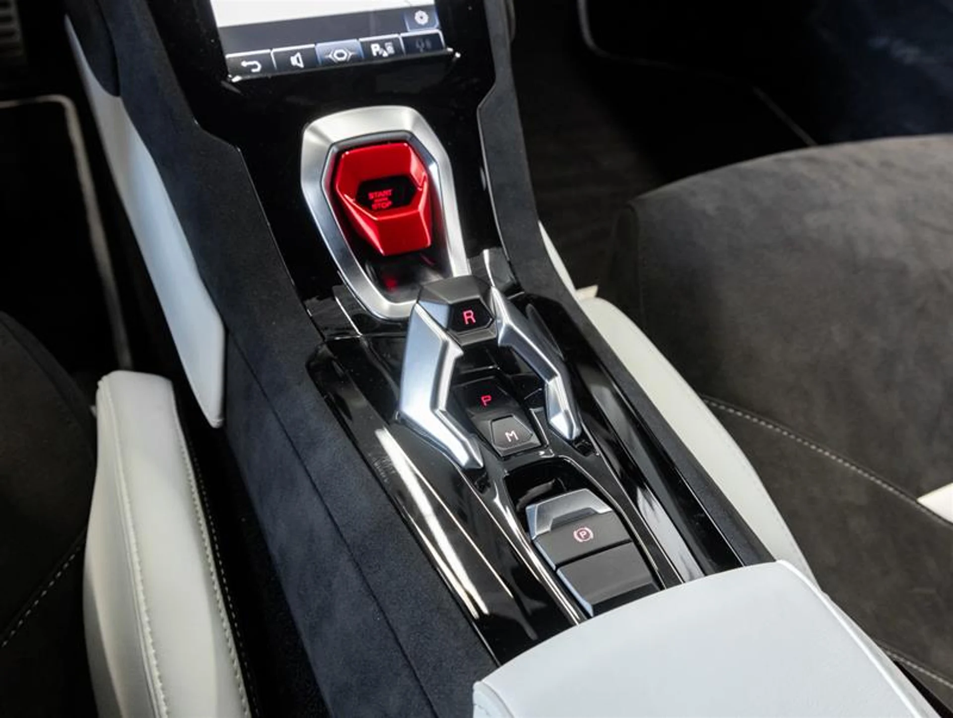 mph021_1711512283_11902165_1645434954_9941ca90b2