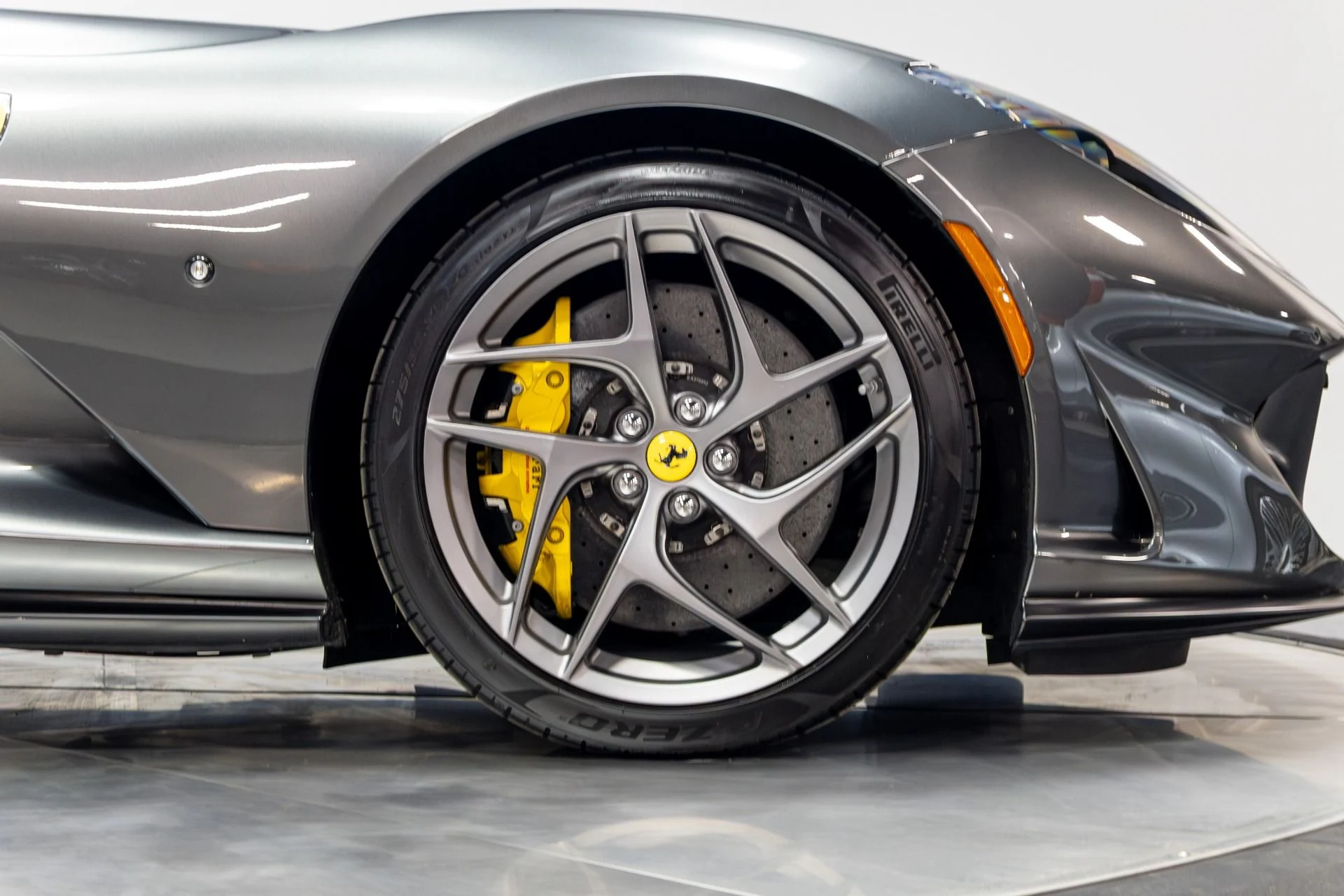 mph021_1711616975_Used_2020_Ferrari_812_Superfast_1777416323_8918d5d435
