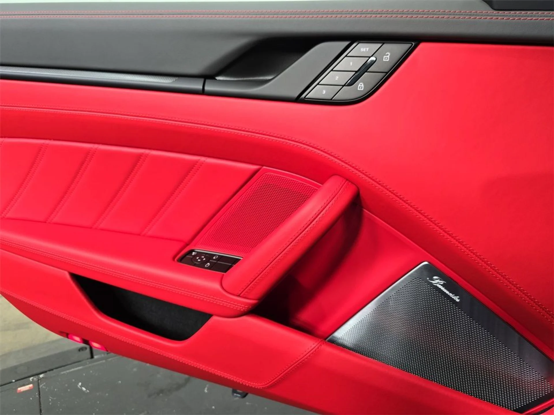 mph021_1713066367_3366ea42507a14bfe7de7d3dfd08449b_0d4da2fc1b