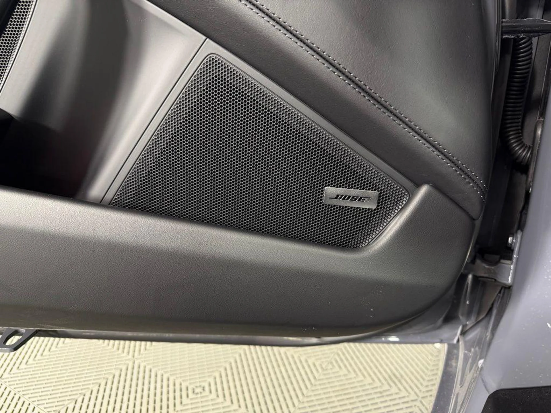 mph021_1715841807_og63_Vn4_Sia_Hz_Ou_G7414mam_Yi_I08_4c9ff04b10