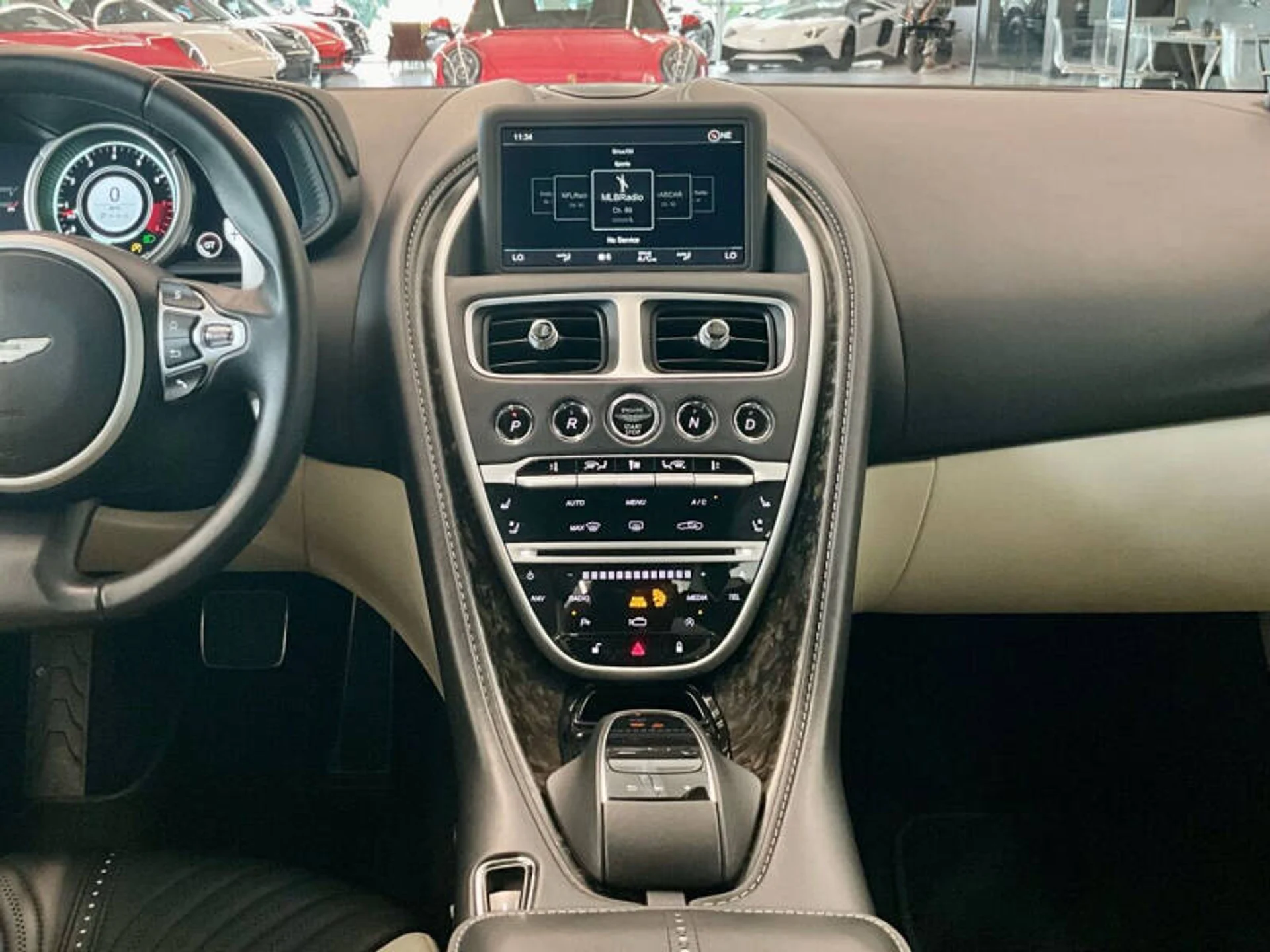 mph021_173165689_2018_aston_martin_db11_v12_2dr_coupe_2215106bda