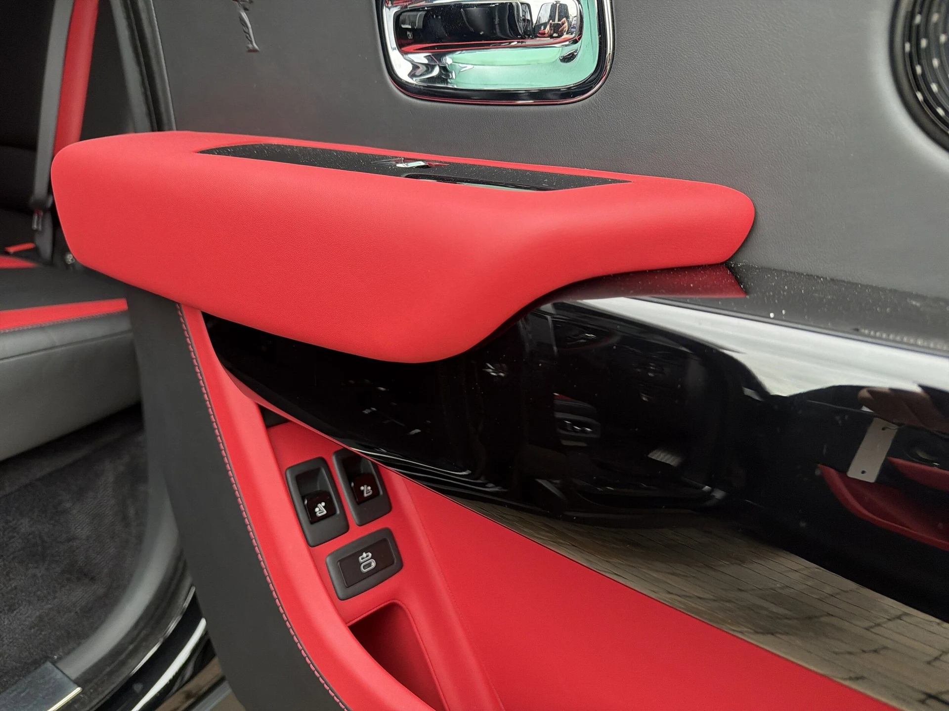 mph021_1750896854_323f9c2f9ca50176bec7df20f1d7e4c7x_b1872f95ce