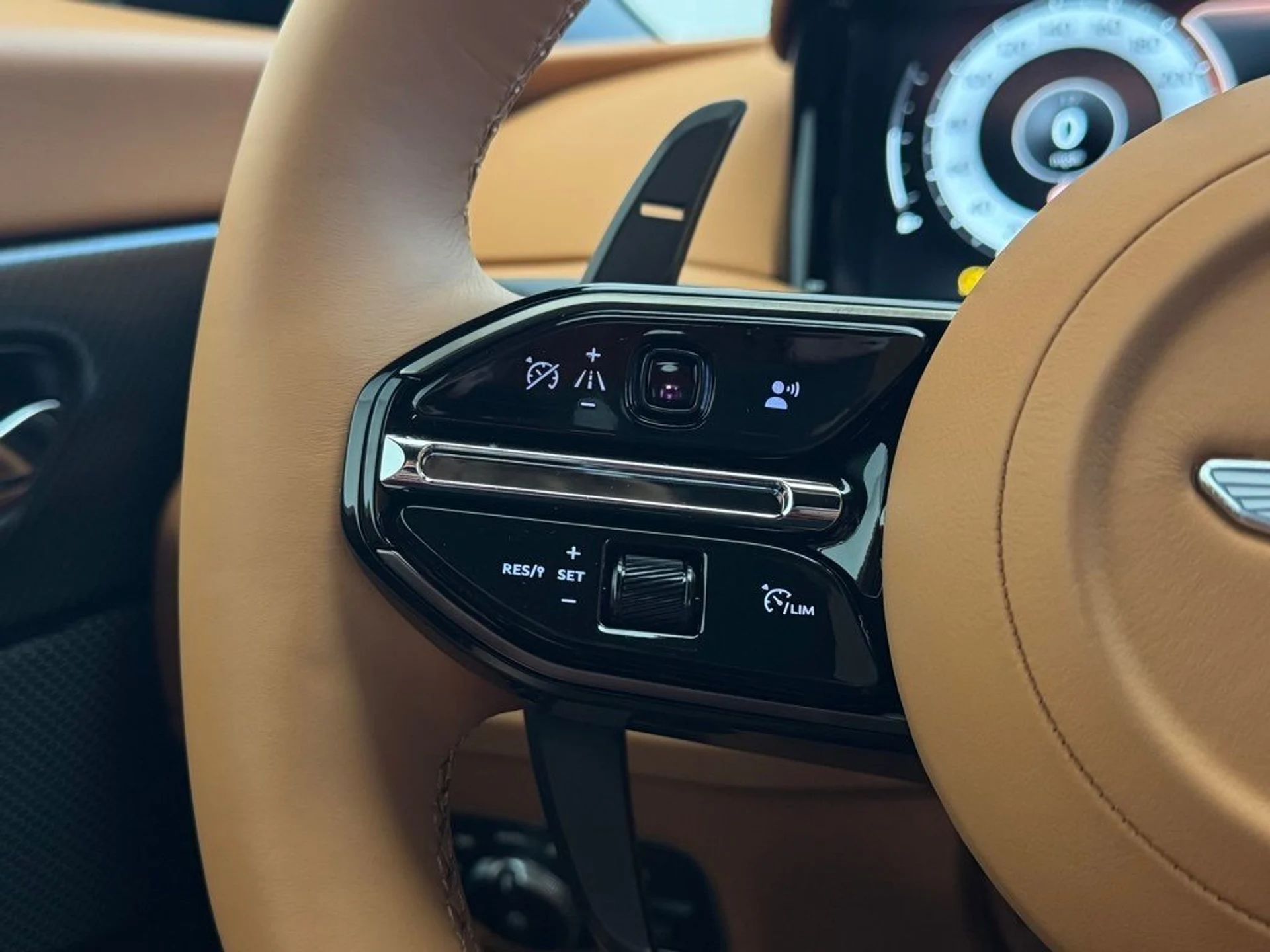 mph021_1759684419_saev1b9x07mx6kehwjnreyvwck8l_b5ff2761b0