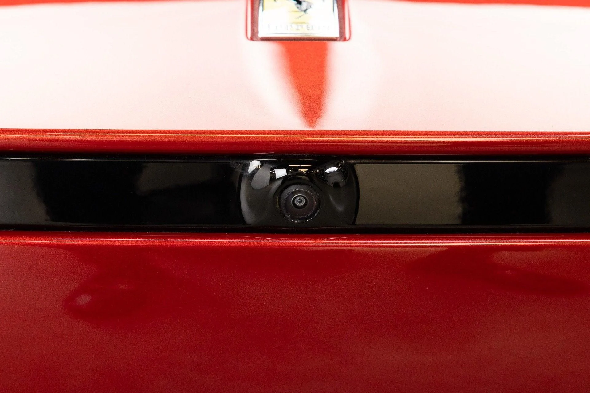 mph021_1761093394_Used_2026_Ferrari_Purosangue_1785925688_156010285e