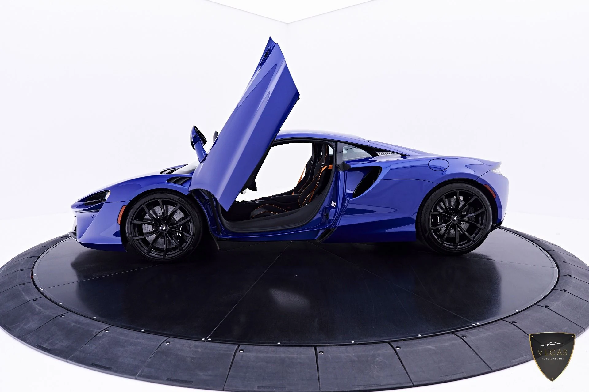 mph021_1761302655_Used_2025_Mc_Laren_Artura_Performance_1782521442_265efc2002