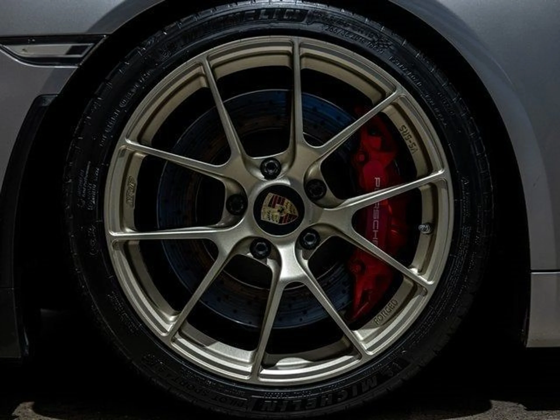 mph021_1764528090_22_985d0ed7c6