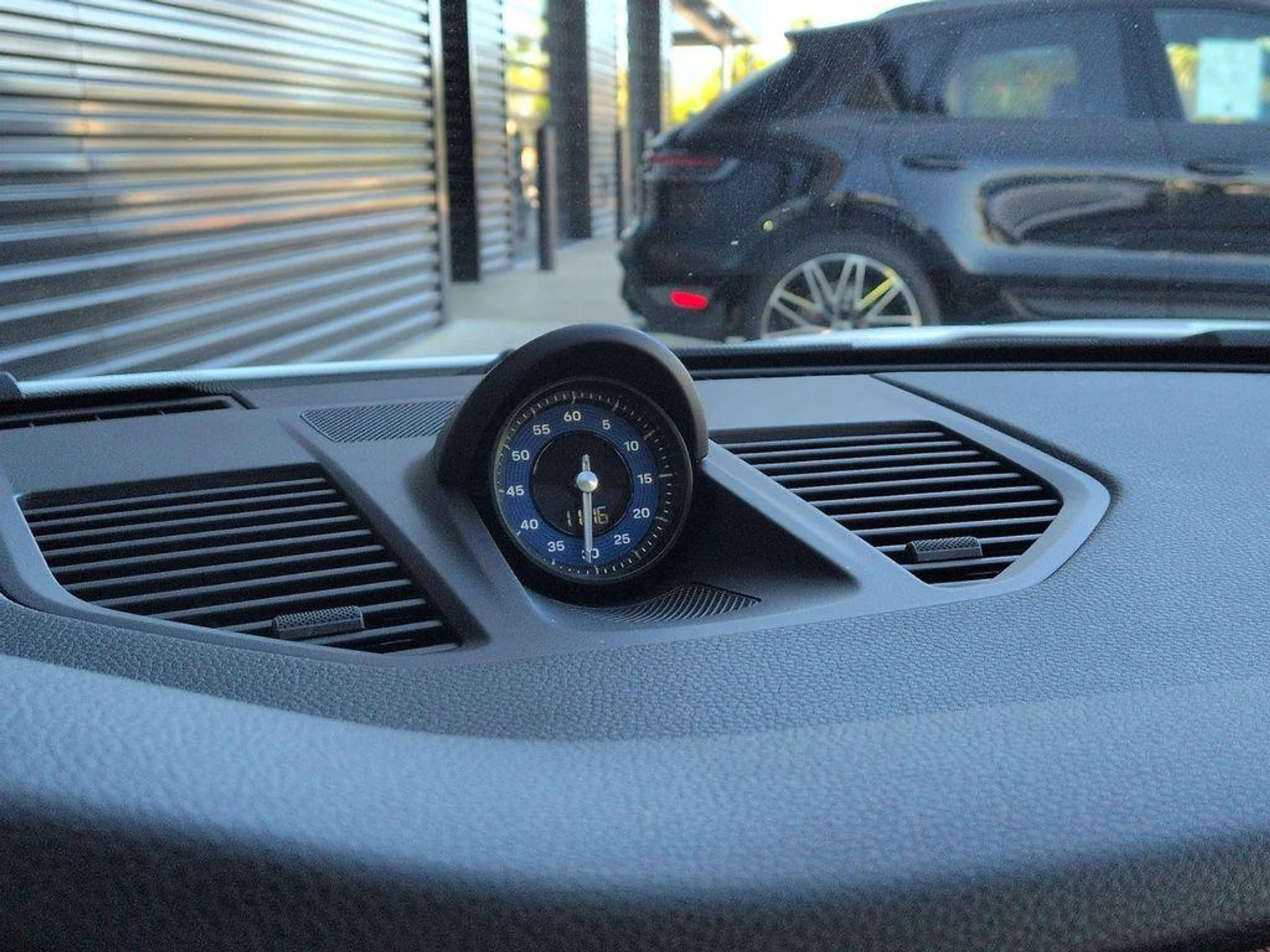 mph021_1793214009_nn_Hdq6s_Q_Ioz9_R_Kqur5_Hd_Kyvnf_JE_230b3c0831