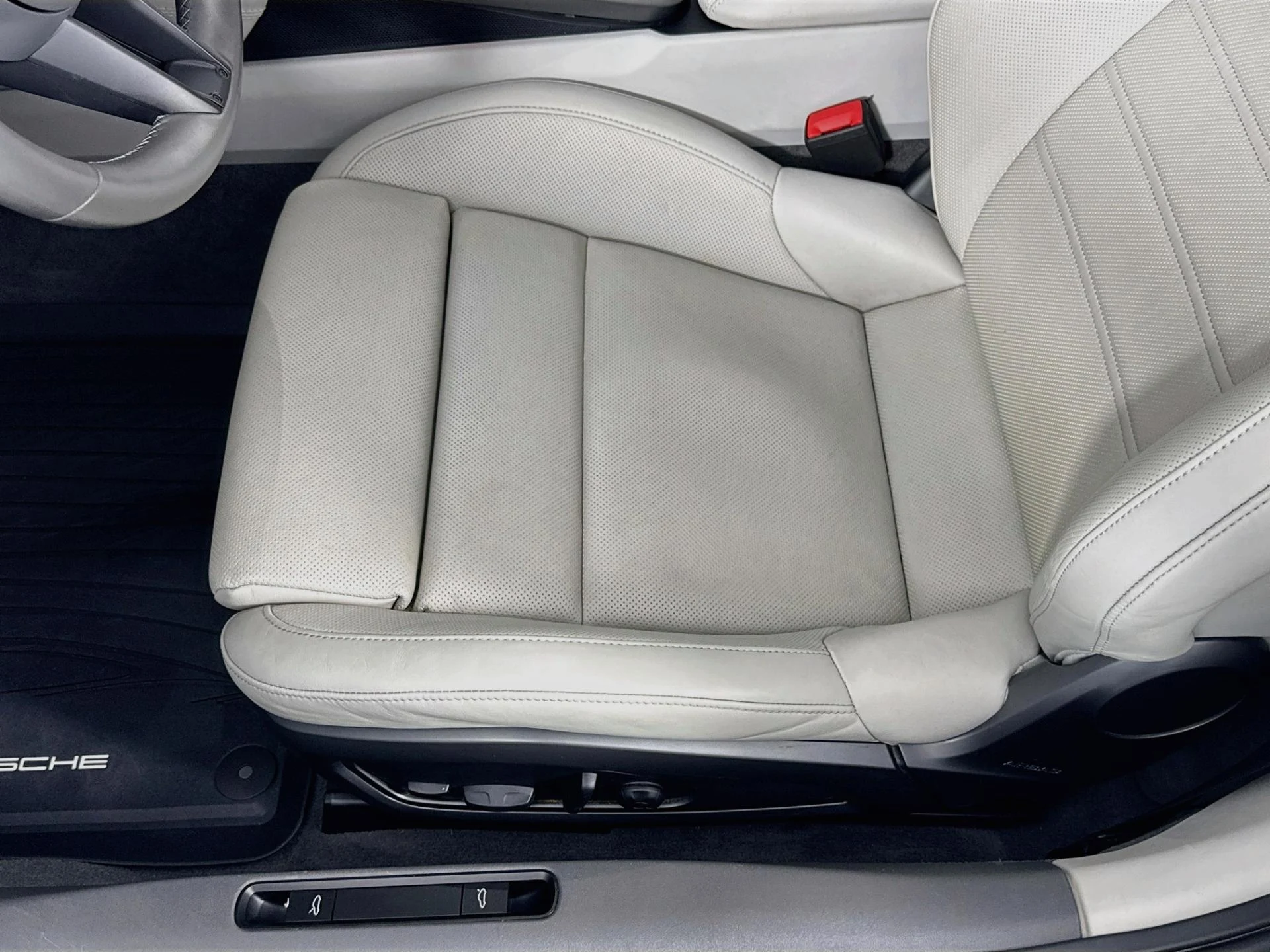 mph021_1799346864_Used_2024_Porsche_911_Carrera_S_1790808436_683f927497