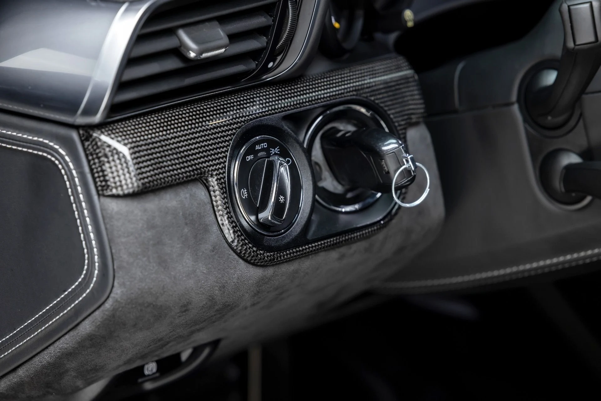 mph021_18032536_11865_p22_l_88e9c33473