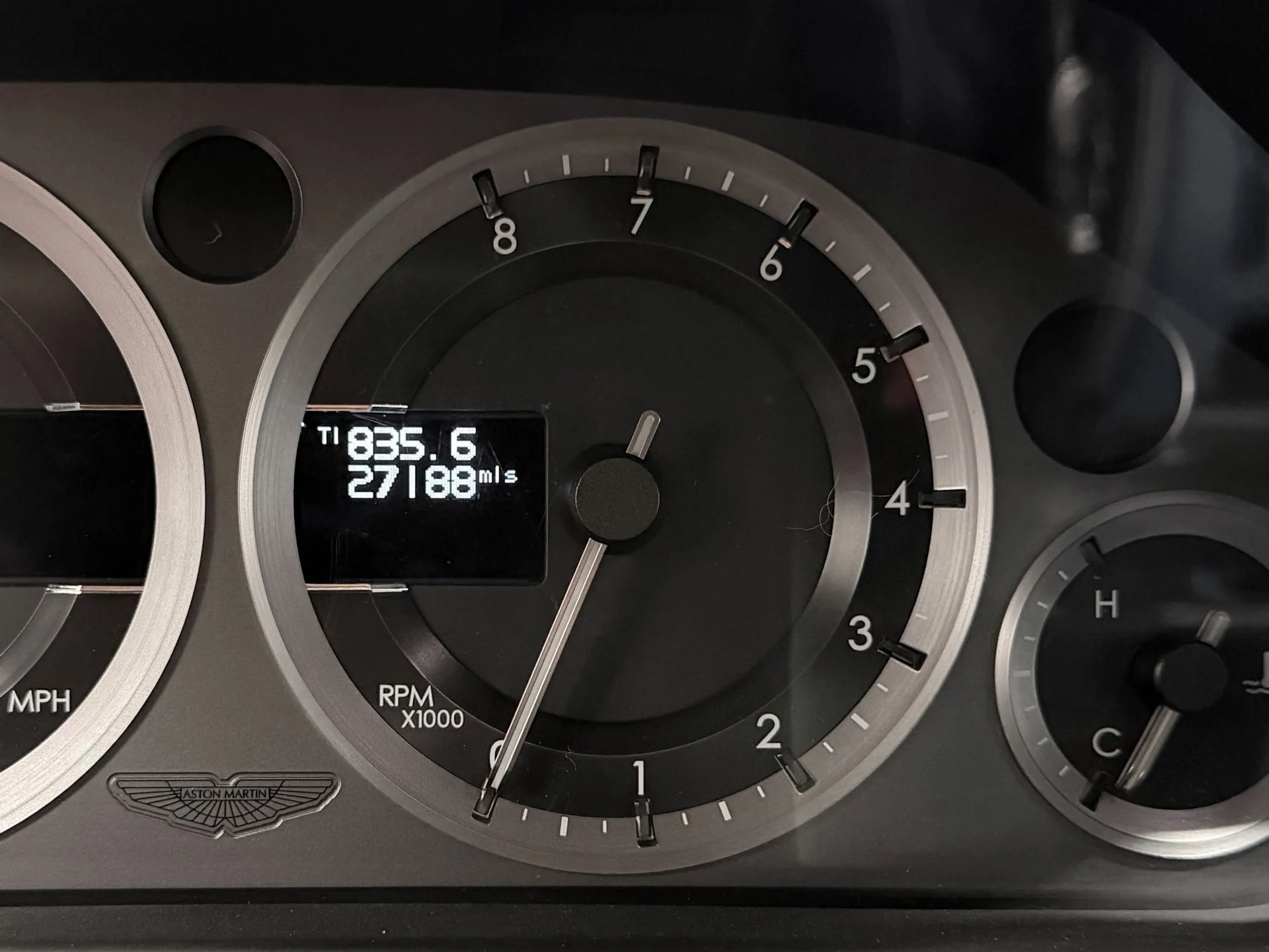 mph021_1804965237_Used_2014_Aston_Martin_DB_9_Volante_218_K_MSRP_Great_Color_Combination_Sports_Exhaust_1769018685_9aeb19e0ea