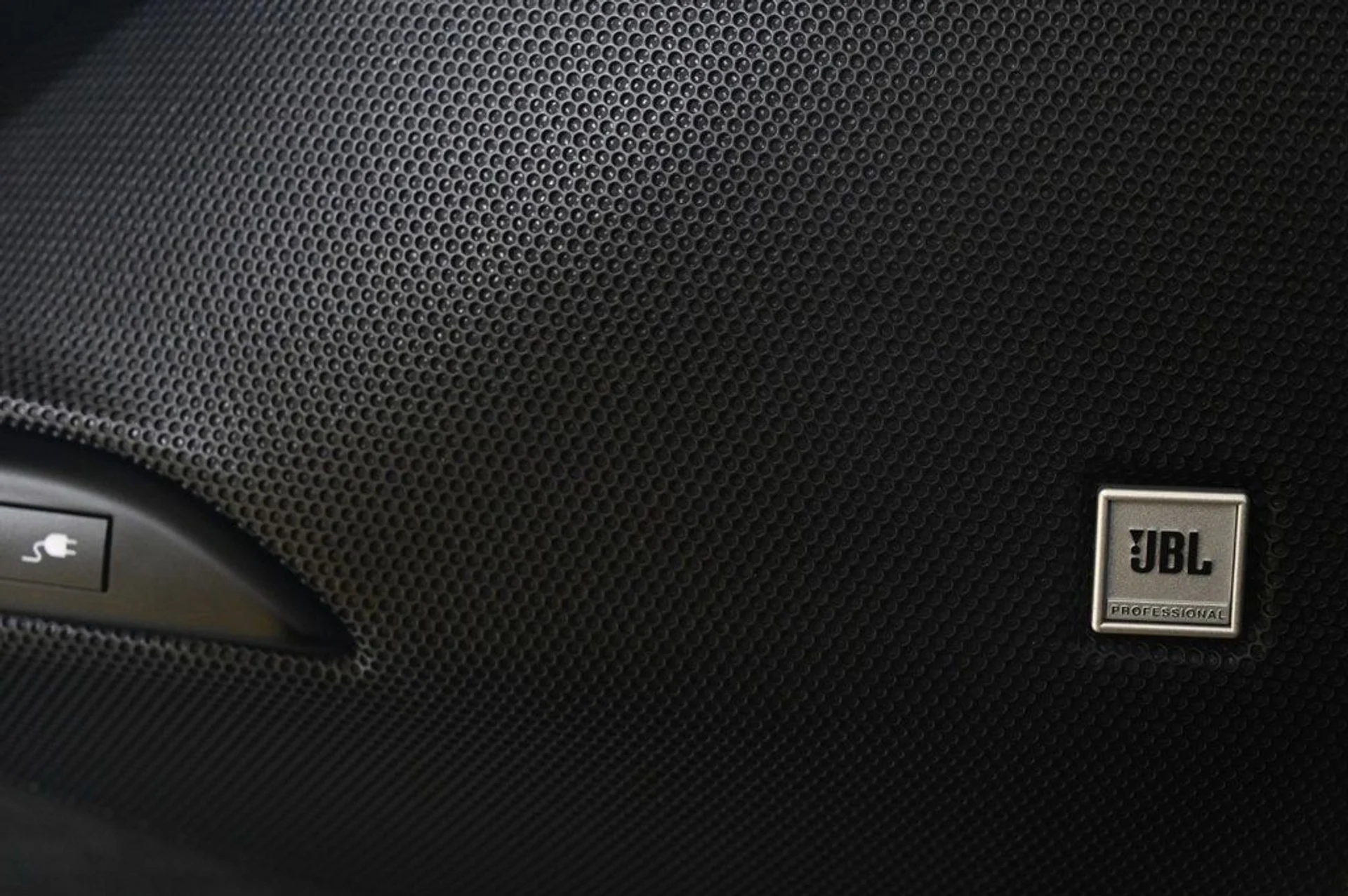 mph021_1814002137_eb5bcc0ddcff4fc99f9c1ca8dbfd5bd3_bc0a619cf0