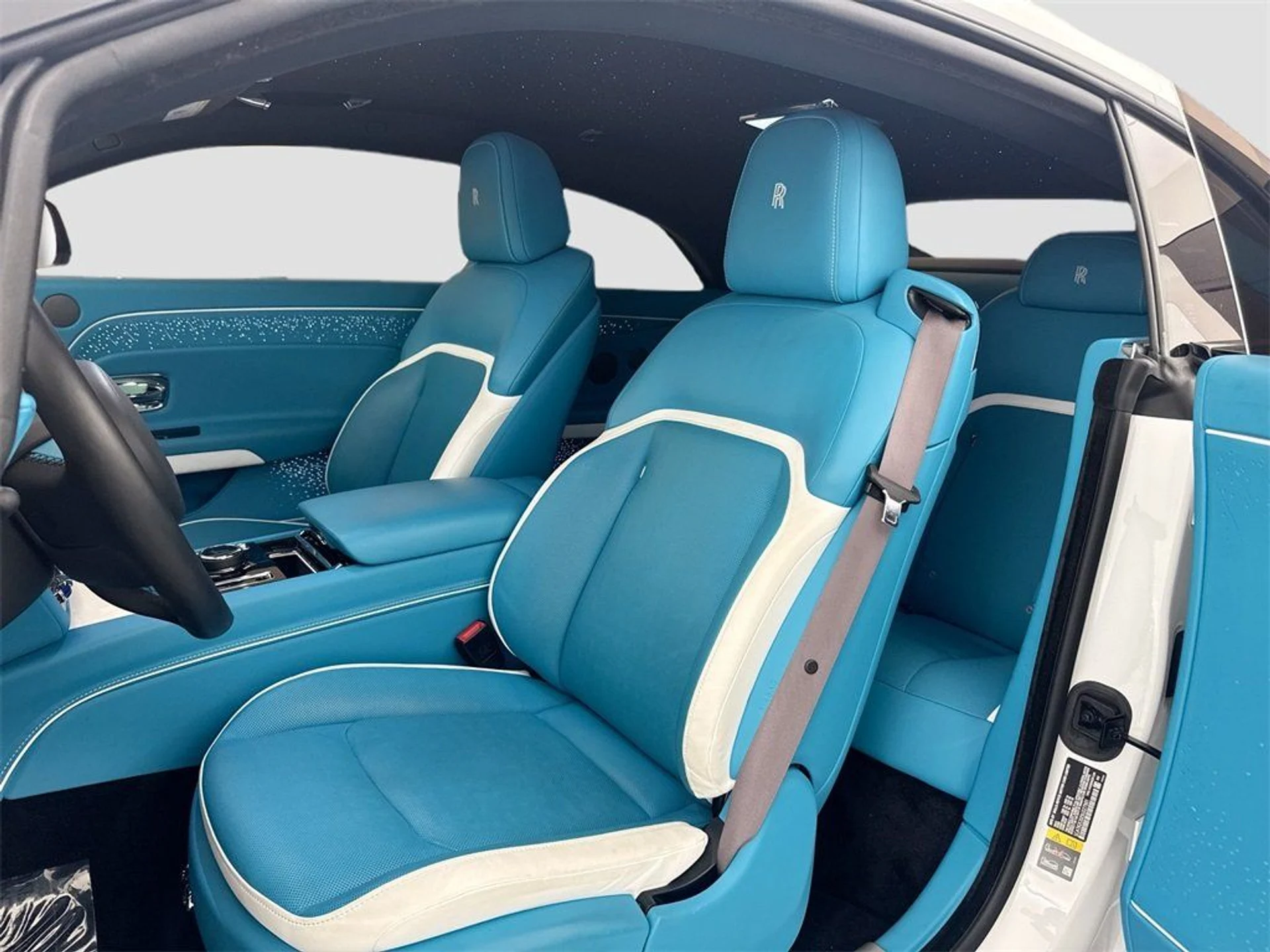 mph021_1823096145_26f6326dbc3379e6671b1c4a3d5f9a87_cdc12c3f41