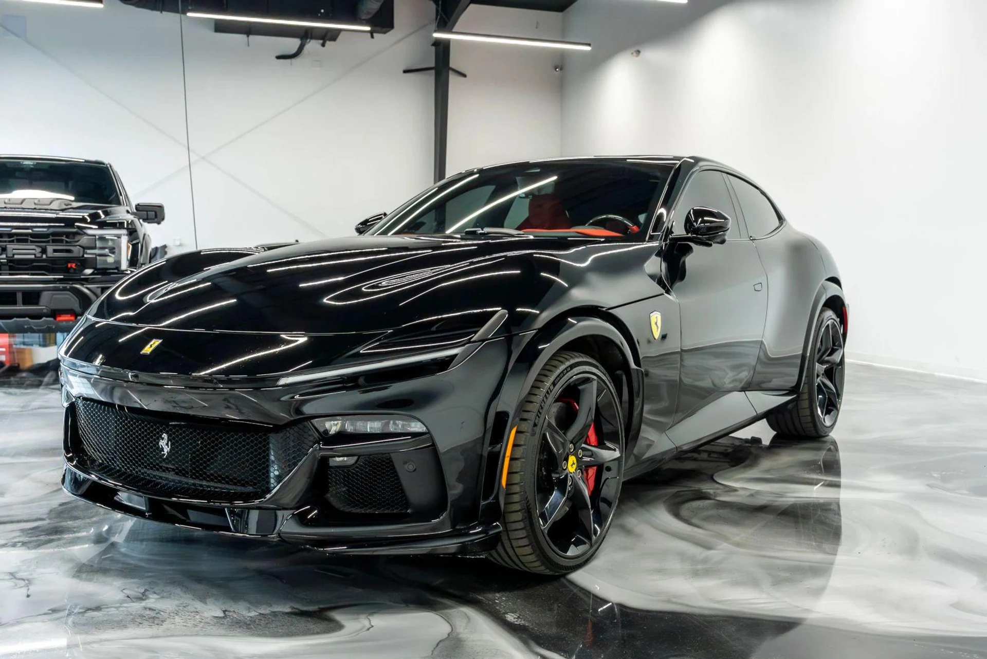 mph021_1826668166_Used_2025_Ferrari_Purosangue_Sport_Utility_4_D_1784849389_f9b54ab621