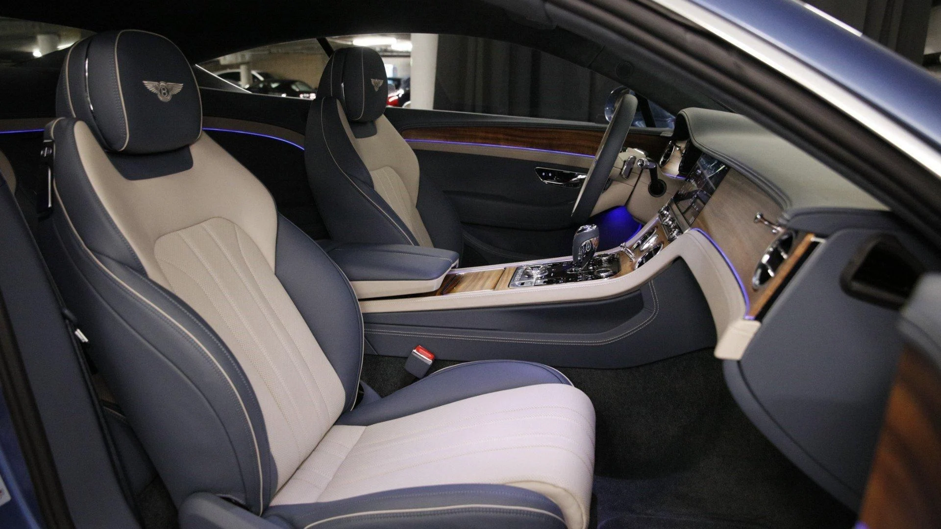 mph021_1832153931_Used_2022_Bentley_Continental_GT_V8_1682771368_52cee8fb00