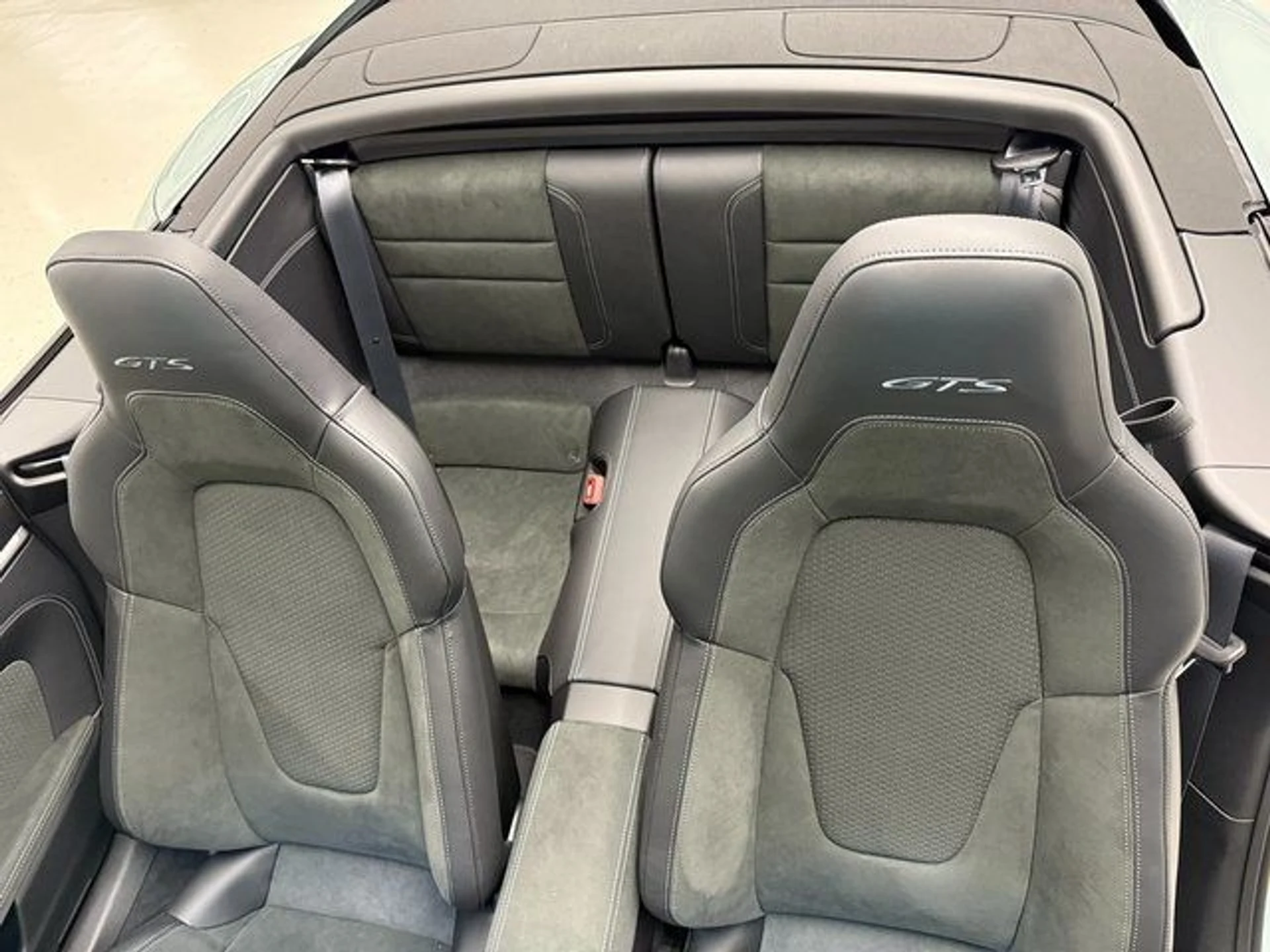 mph021_1832713807_eb12f1f2605c4308eaa0c502f11ac9cf_119223b051