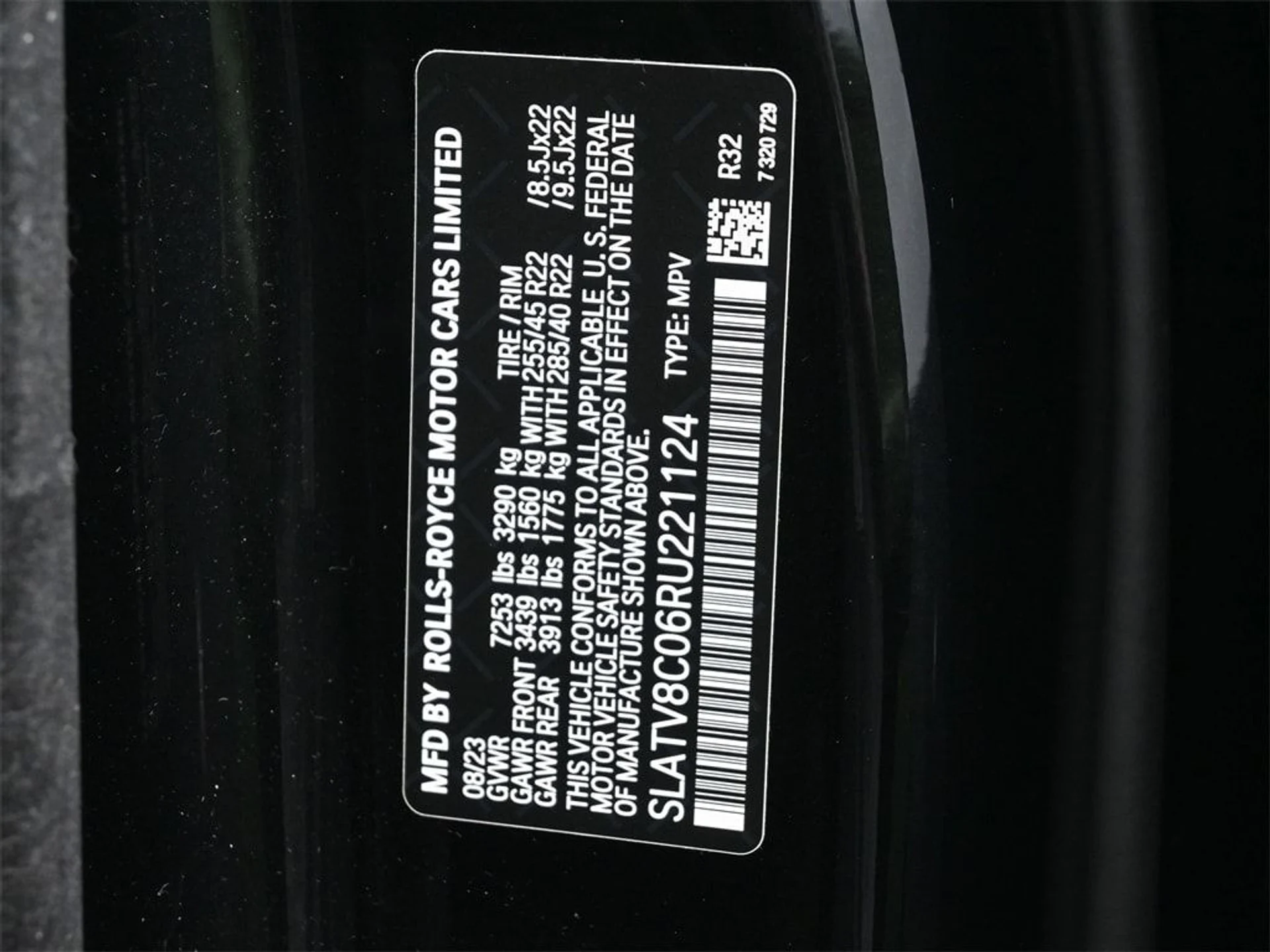 mph021_183307745_1b74f937dc726f705b8afaadabf2eab8x_877ac9becf