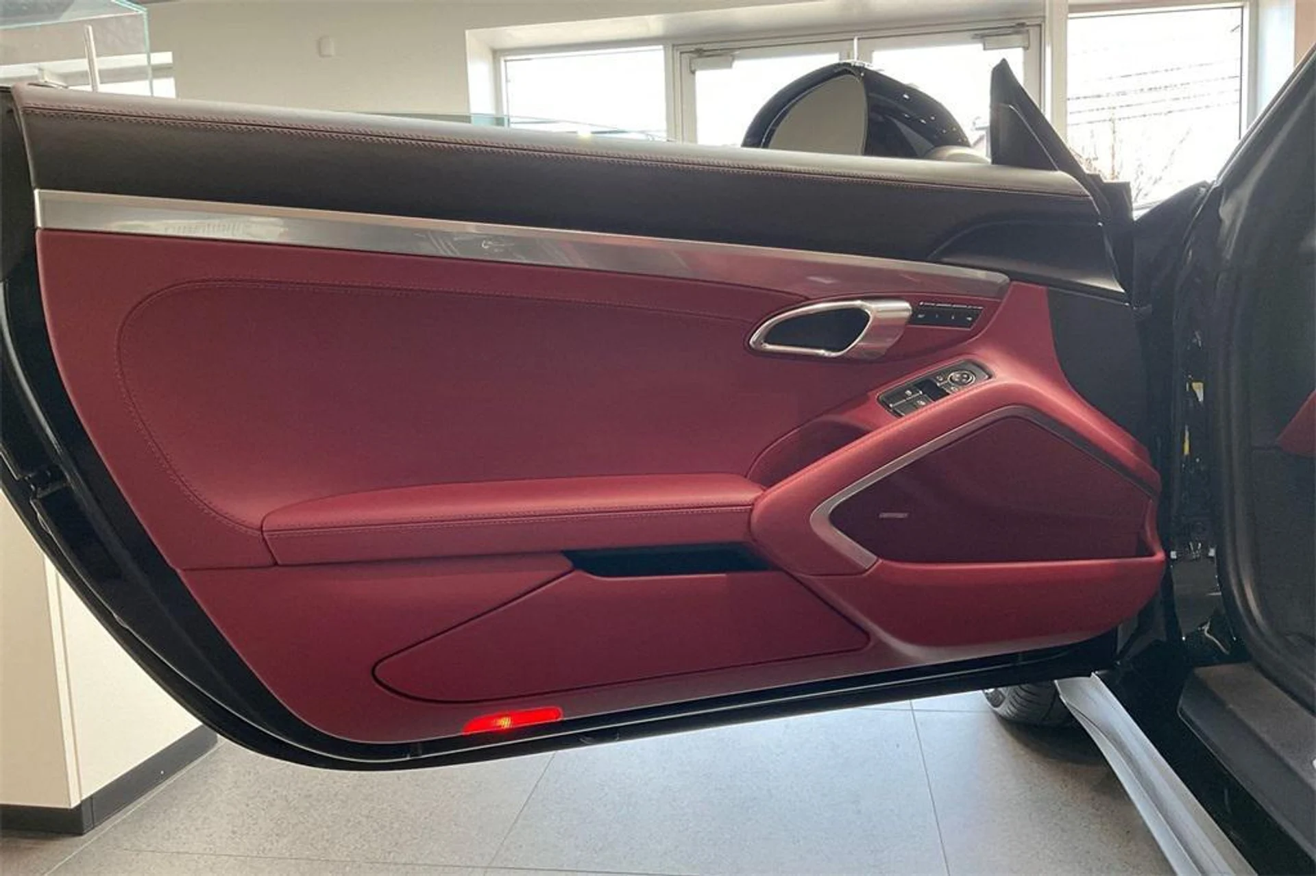 mph021_1833564321_0_P_Vveev_NP_7_Xs4_Vr_Yk_Dee1n_V_Fbs_03466fa911