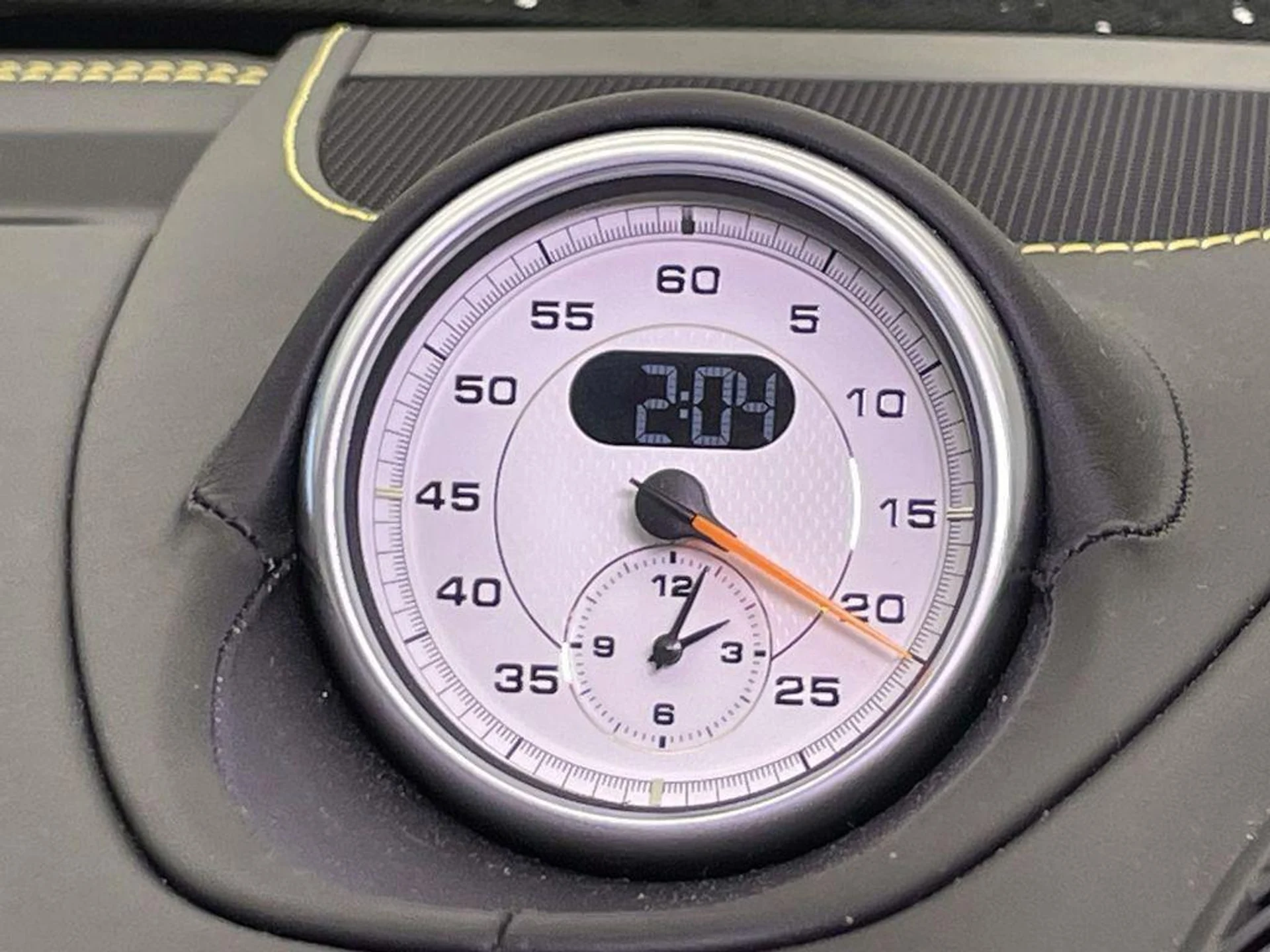 mph021_1840314994_F_Gu38_MG_Xurl_YKKM_Siq_Q_Cw_Qkb_XM_7af74d88bb