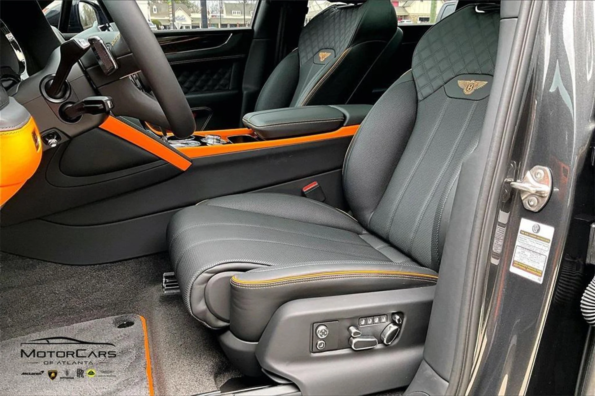 mph021_1840383325_9_El_Uqa3_N_0g_C_At_Ylmg_Mn_NYE_Sfj_Q_5d861ce4d9