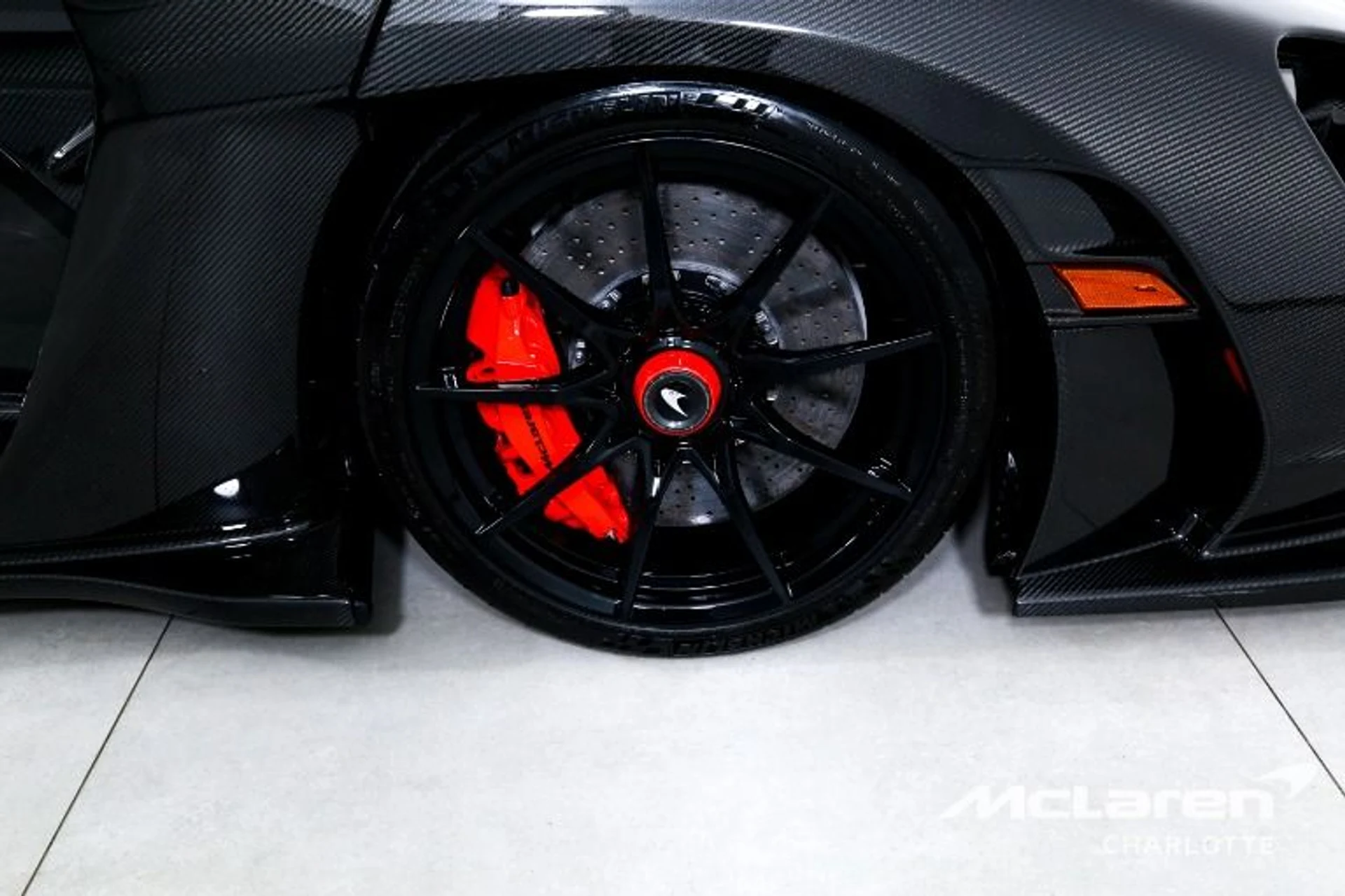 mph021_1840752387_Used_2019_Mc_Laren_Senna_2d31fb4bbc