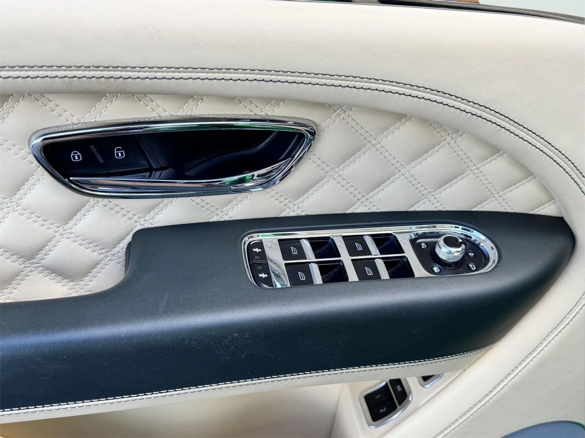 mph021_1841655123_0e2f3cbe28f7376c912daf47c2e43083_de30a4bad3