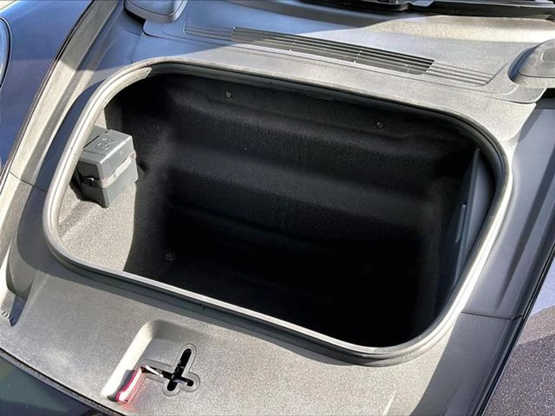 mph021_184217609_z627_Lf_F_Qp3v_Sc0h5w_QE_1l_W_hx_RI_76ec7b59ff