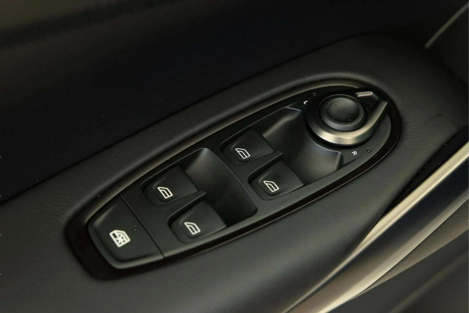 mph021_1844648374_K2_Rsdn_GPO_5_MO_3d1agr_L_Nj_Yvq_C9_E_ab0bfb1f23