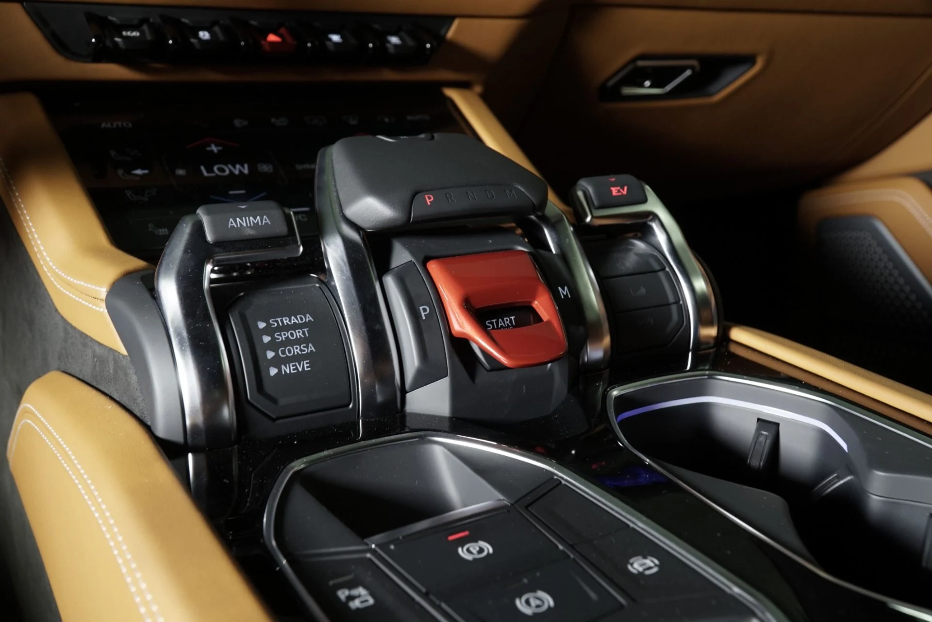 mph021_1848547644_New_2025_Lamborghini_Urus_SE_1760113622_f43af6e3bf