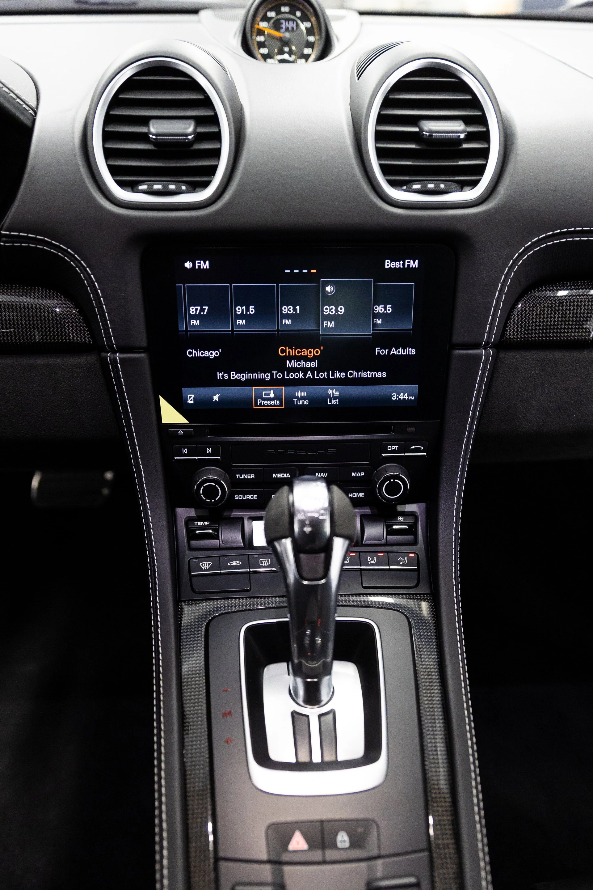 mph021_1849003675_b8f93ffda69a4fd7e85ded116d6cc34ax_01a0898a62